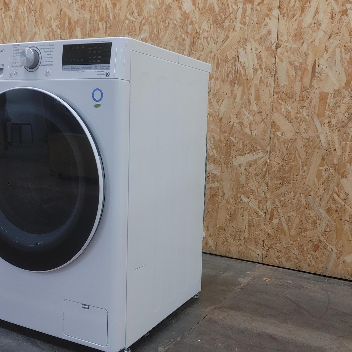LG F4WV510SAE lavatrice Caricamento frontale 10 kg 1400 Giri/min A Bianco
