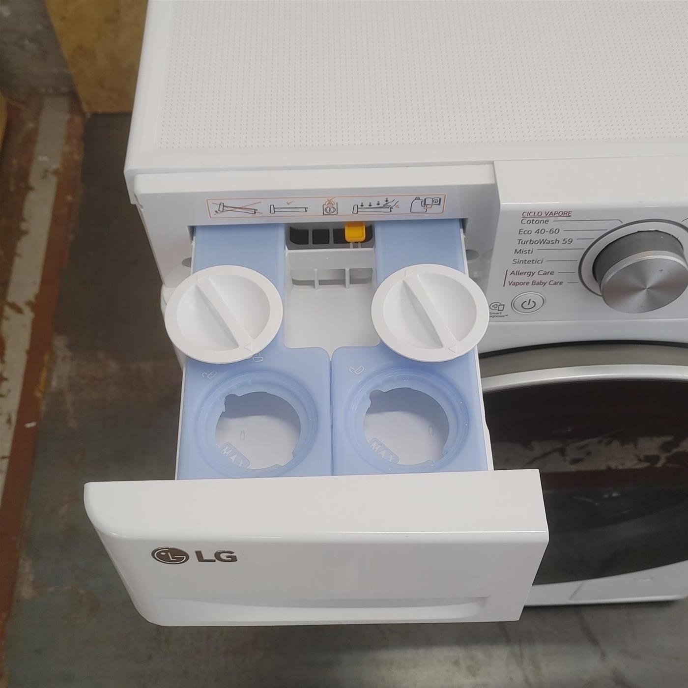 LG F4WV309SIL Lavatrice AI DDTM SteamTM 9Kg Classe energetica B