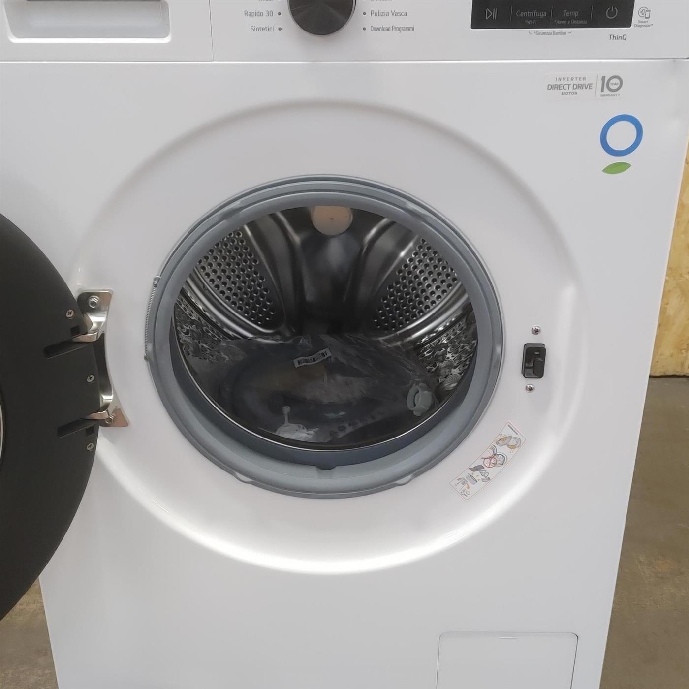 Lavatrice LG F4NX1008NWK Carica frontale 8 kg 1400 giri Bianco