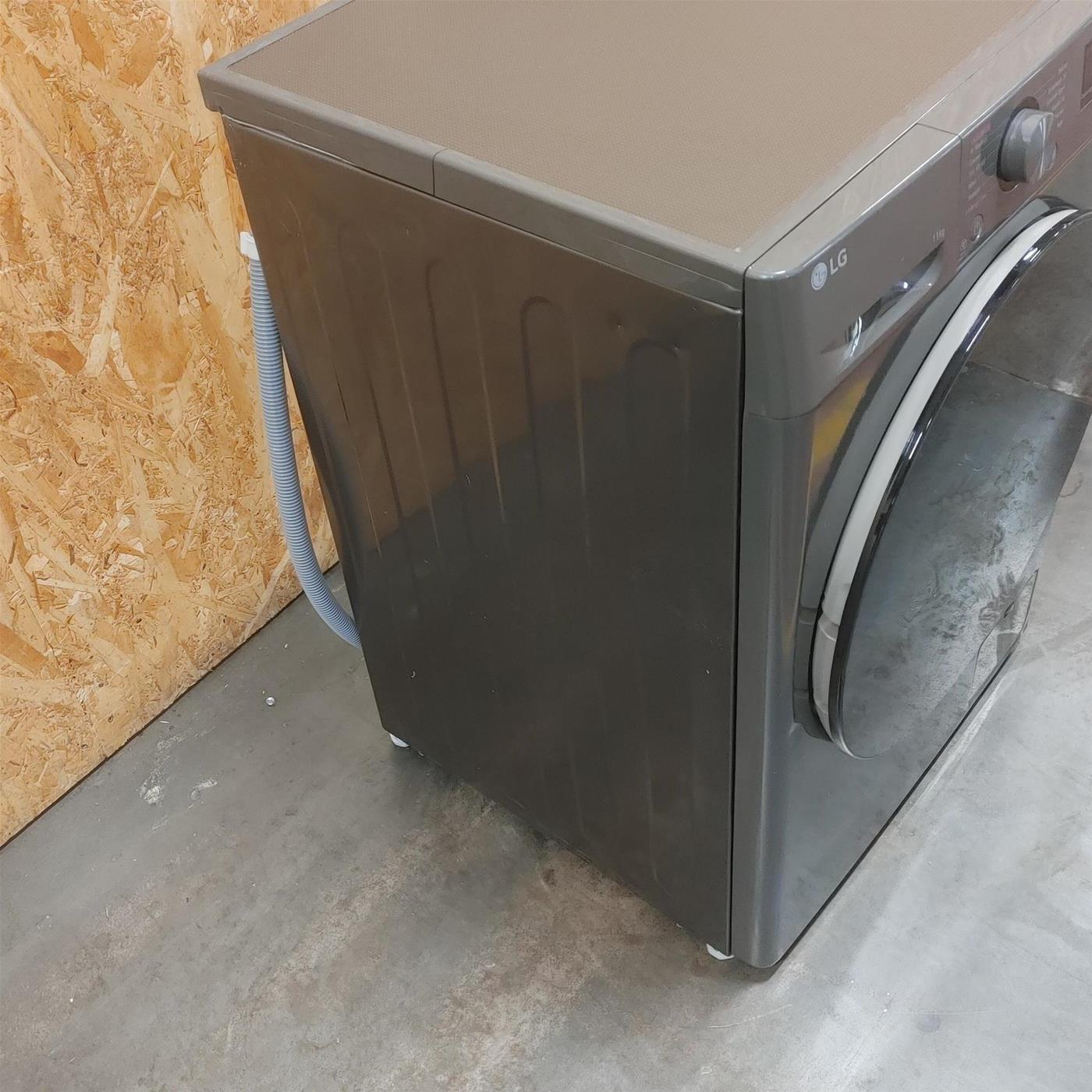 Lavatrice intelligente LG F4R5011TSMB Classe A, TurboWash, Vapore 11 Kg