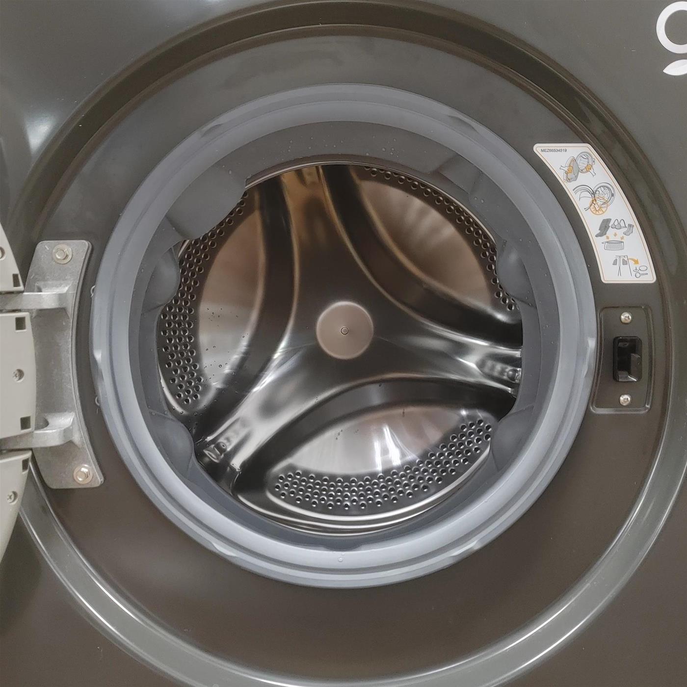 Lavatrice intelligente LG F4R5011TSMB Classe A, TurboWash, Vapore 11 Kg