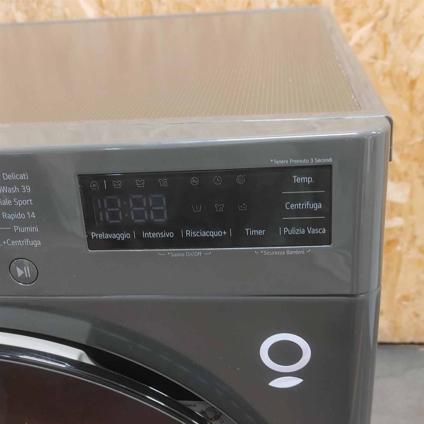 Lavatrice intelligente LG F4R5011TSMB Classe A, TurboWash, Vapore 11 Kg