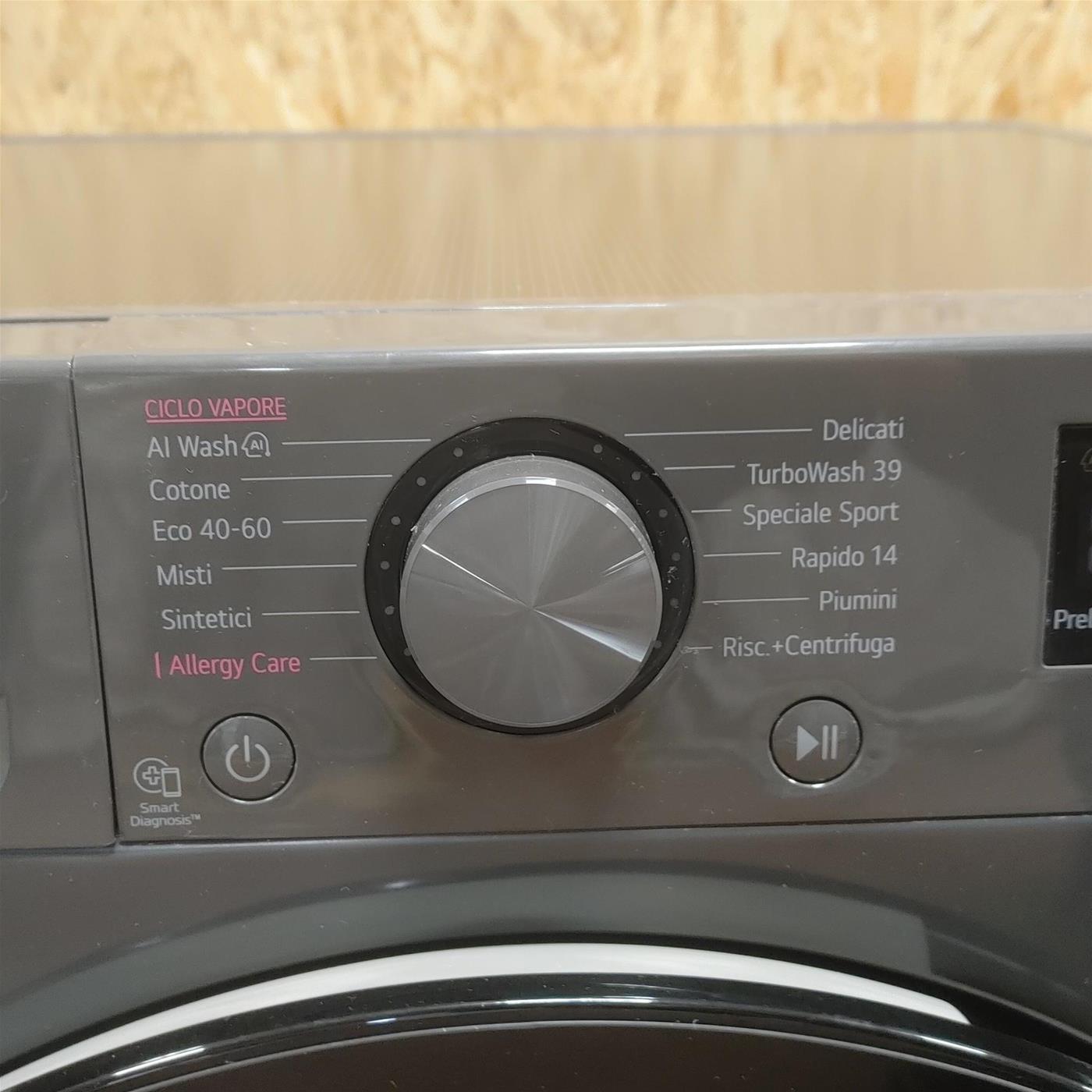 Lavatrice intelligente LG F4R5011TSMB Classe A, TurboWash, Vapore 11 Kg