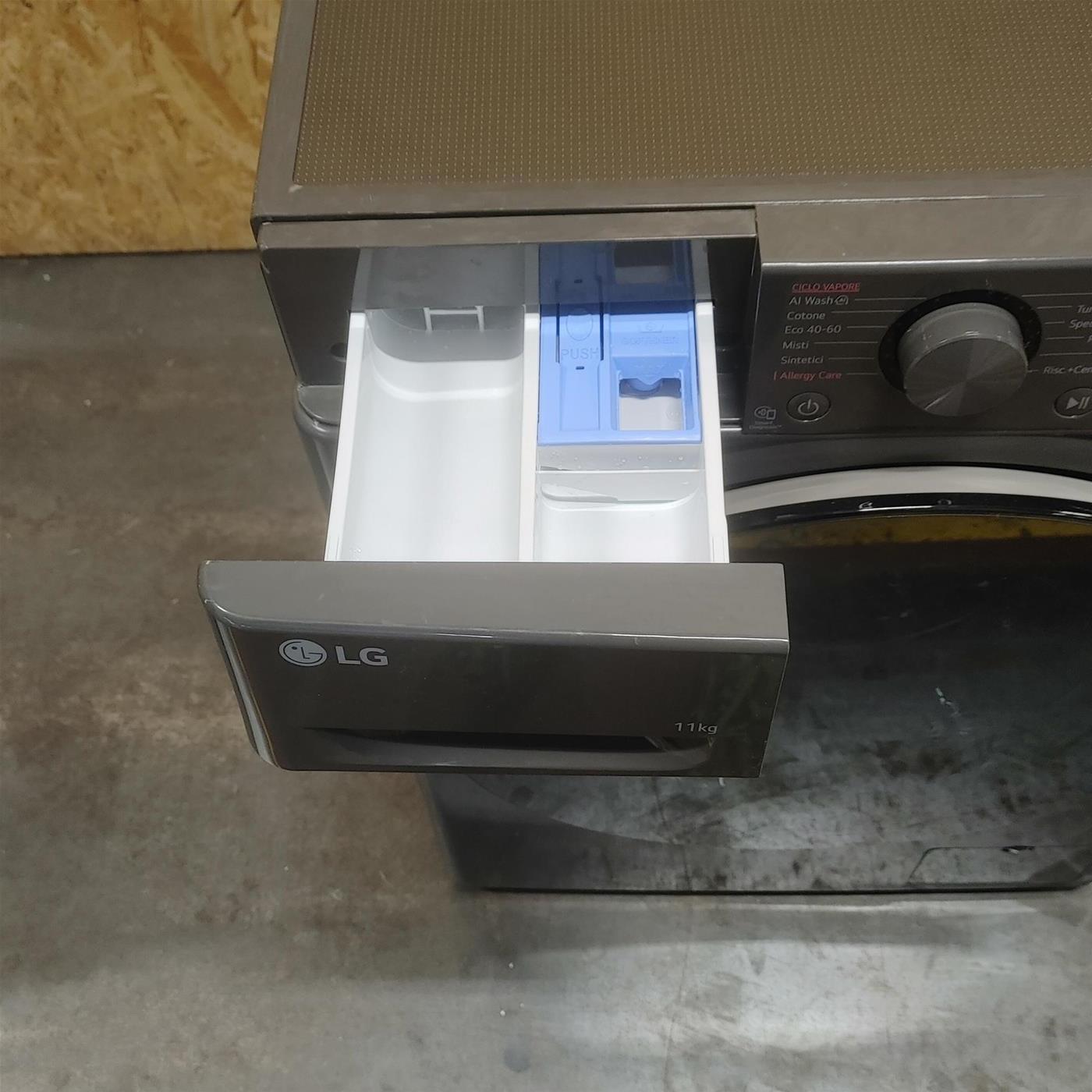 Lavatrice intelligente LG F4R5011TSMB Classe A, TurboWash, Vapore 11 Kg