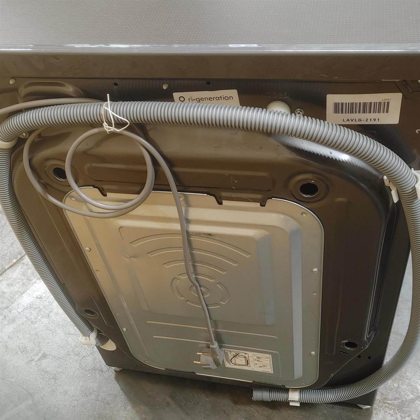 Lavatrice intelligente LG F4R5011TSMB Classe A, TurboWash, Vapore 11 Kg