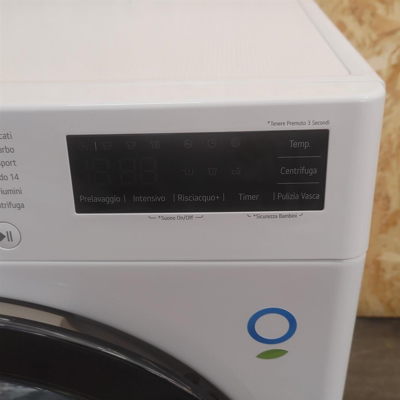 Lavatrice intelligente LG F4R3009NNWB Carica frontale 9 kg 1400 giri Bianco