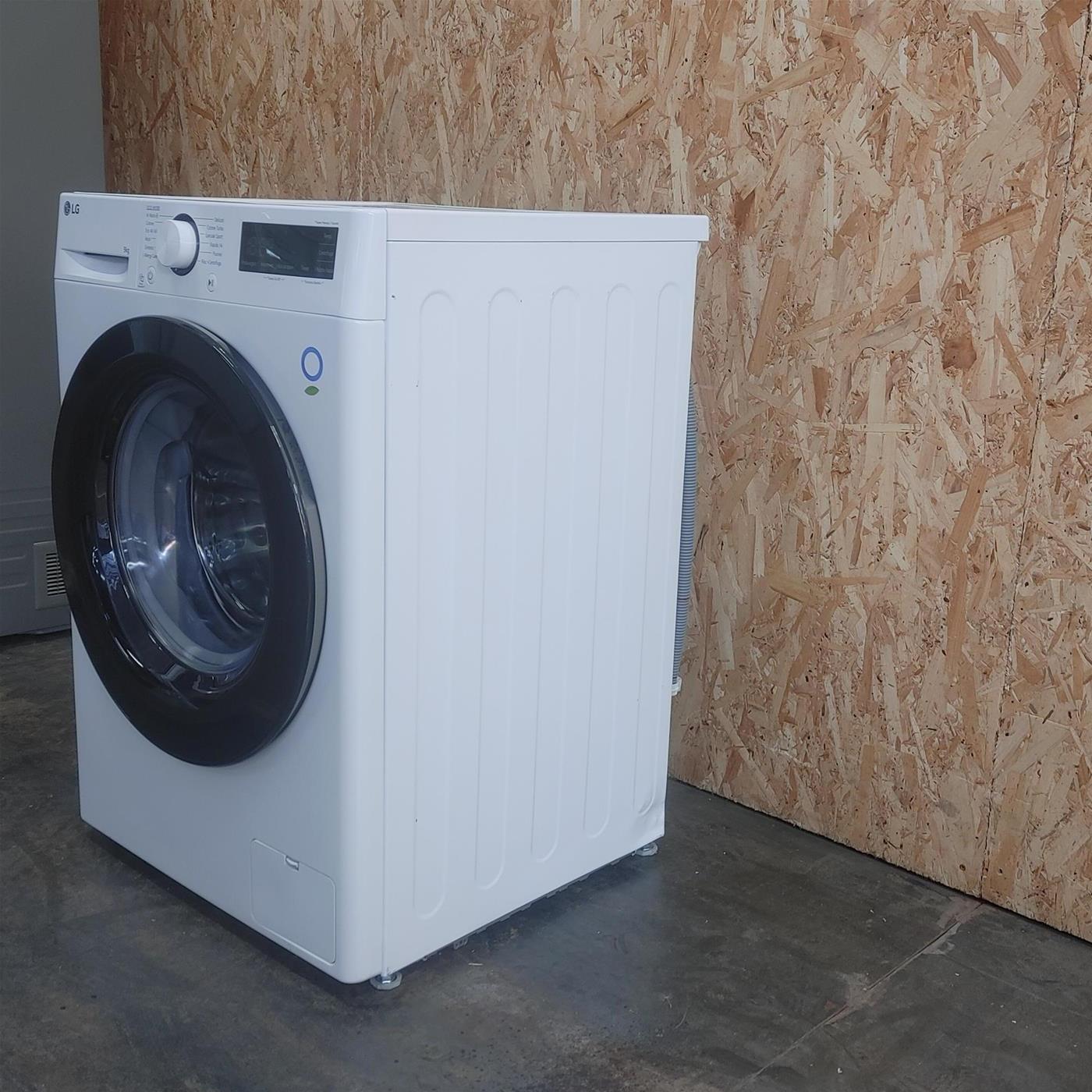 Lavatrice LG F4R3009NNWB Carica frontale 9 kg 1400 giri Bianco