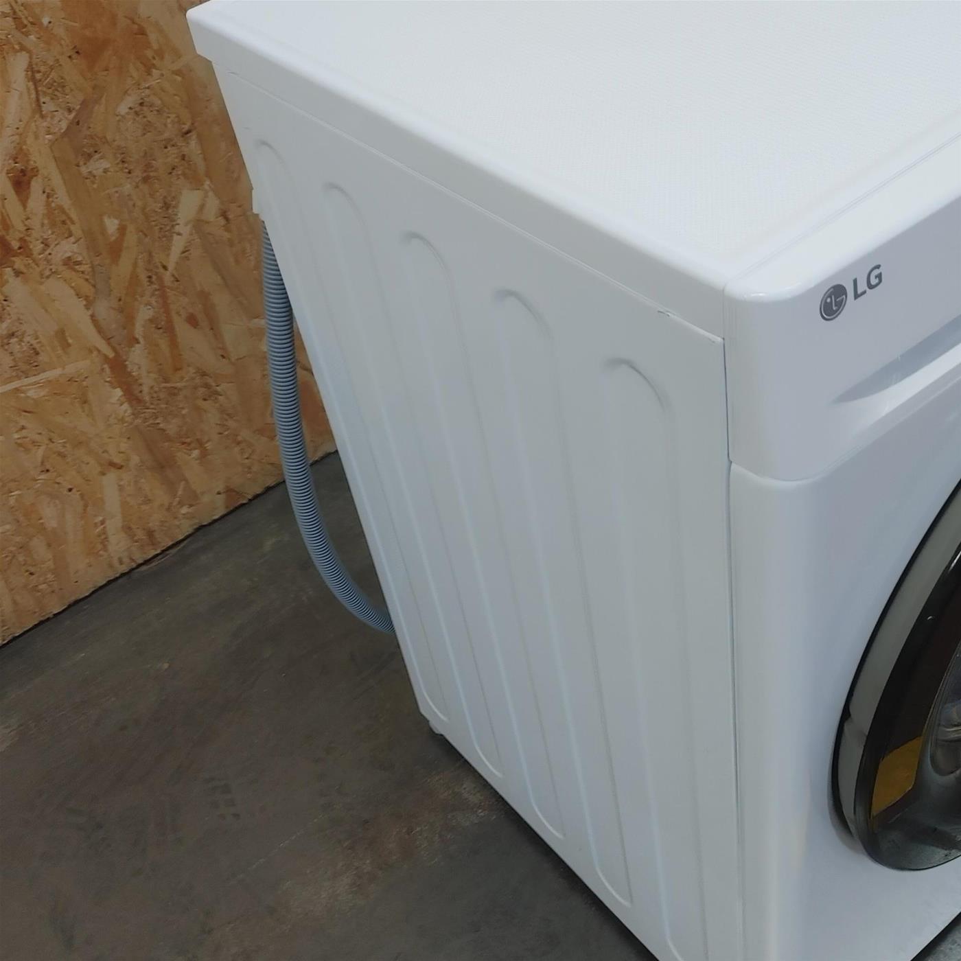 Lavatrice LG F4R3009NSWB Carica frontale 9 kg 1400 Giri/min Bianco