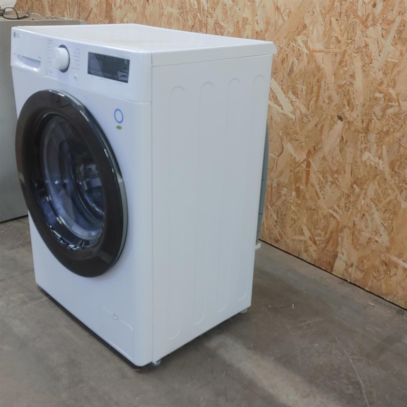 LG AI DD F2R3S08NSWB Lavatrice Slim a Carica Frontale 8kg Serie R3, Lavatrice Classe A, 1200 giri