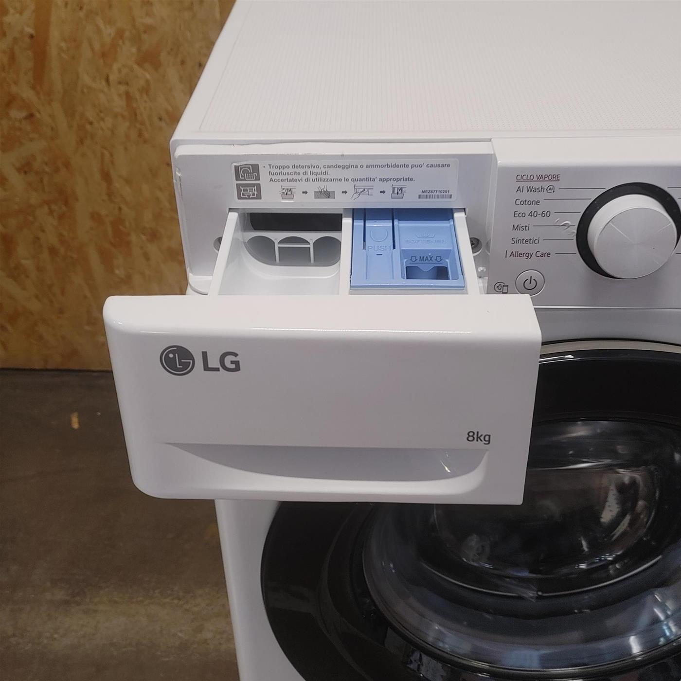 LG AI DD F2R3S08NSWB Lavatrice Slim a Carica Frontale 8kg Serie R3, Lavatrice Classe A, 1200 giri