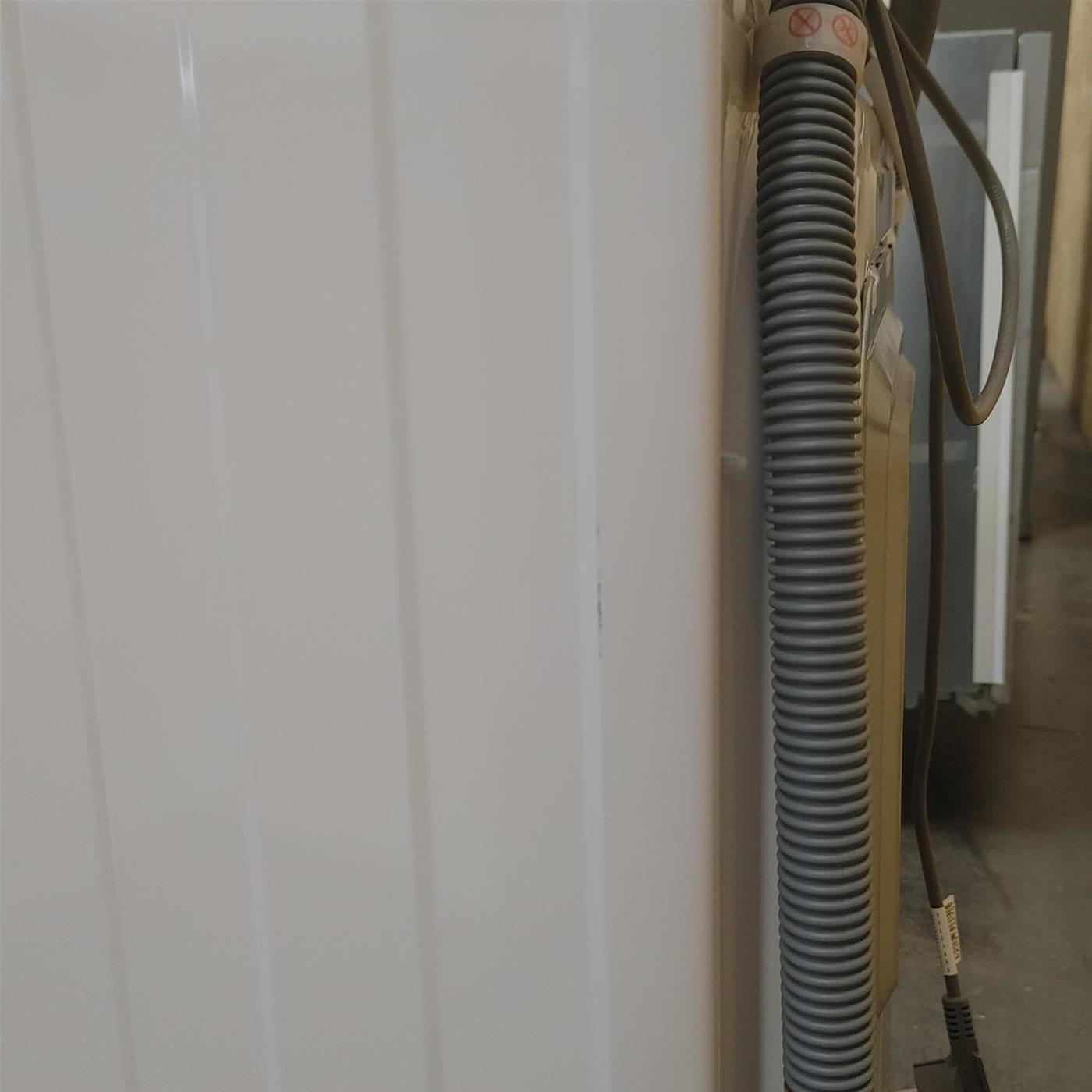 LG AI DD F2R3S08NSWB Lavatrice Slim a Carica Frontale 8kg Serie R3, Lavatrice Classe A, 1200 giri