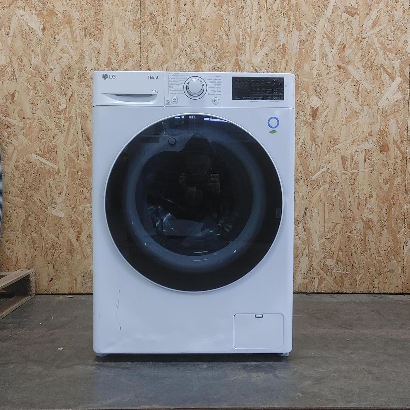 Lavatrice LG F4R3710NSWW Carica frontale 10 kg 1400 Giri/min Bianco