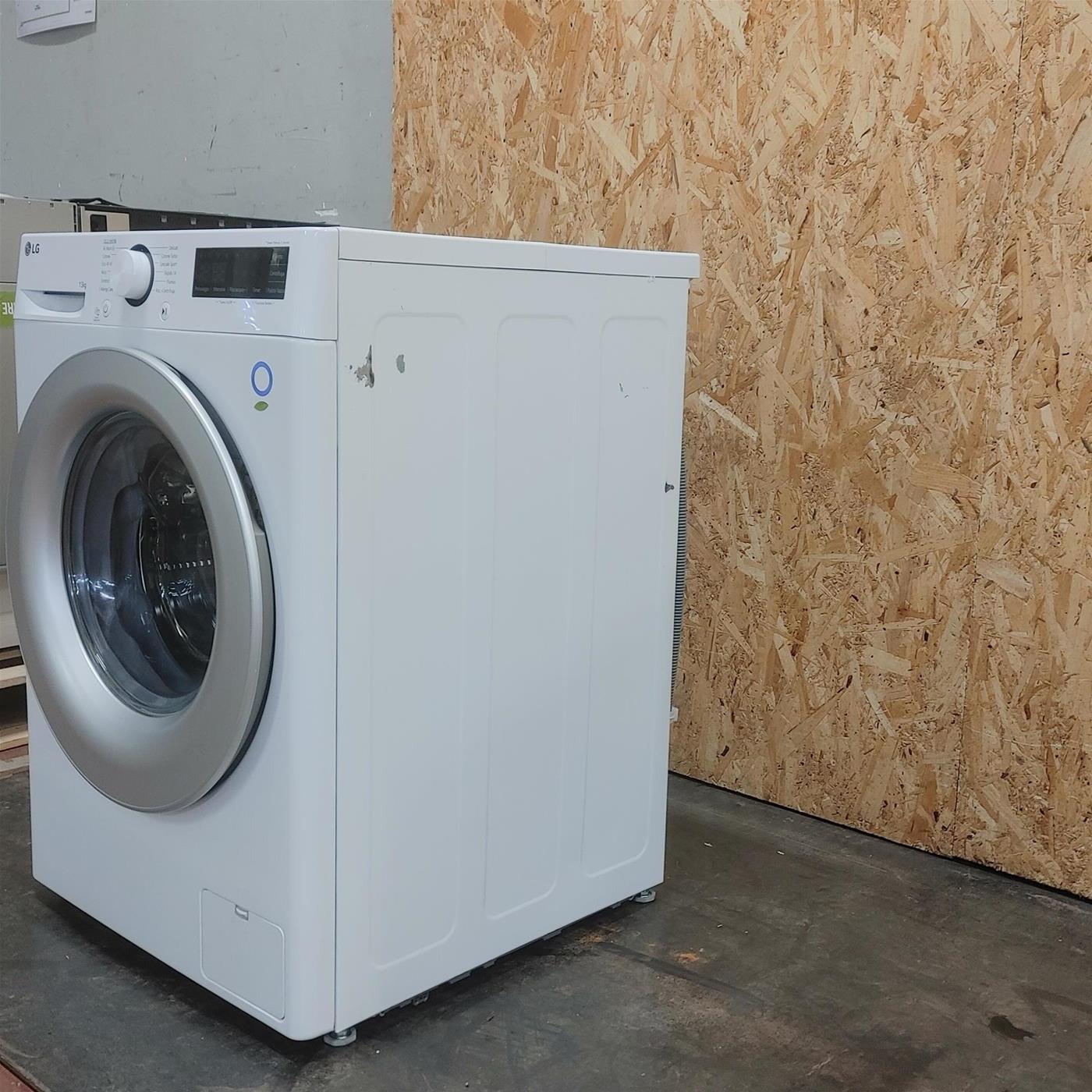 Lavatrice LG F4R3013NSWB Carica frontale 13 kg 1400 giri Bianco