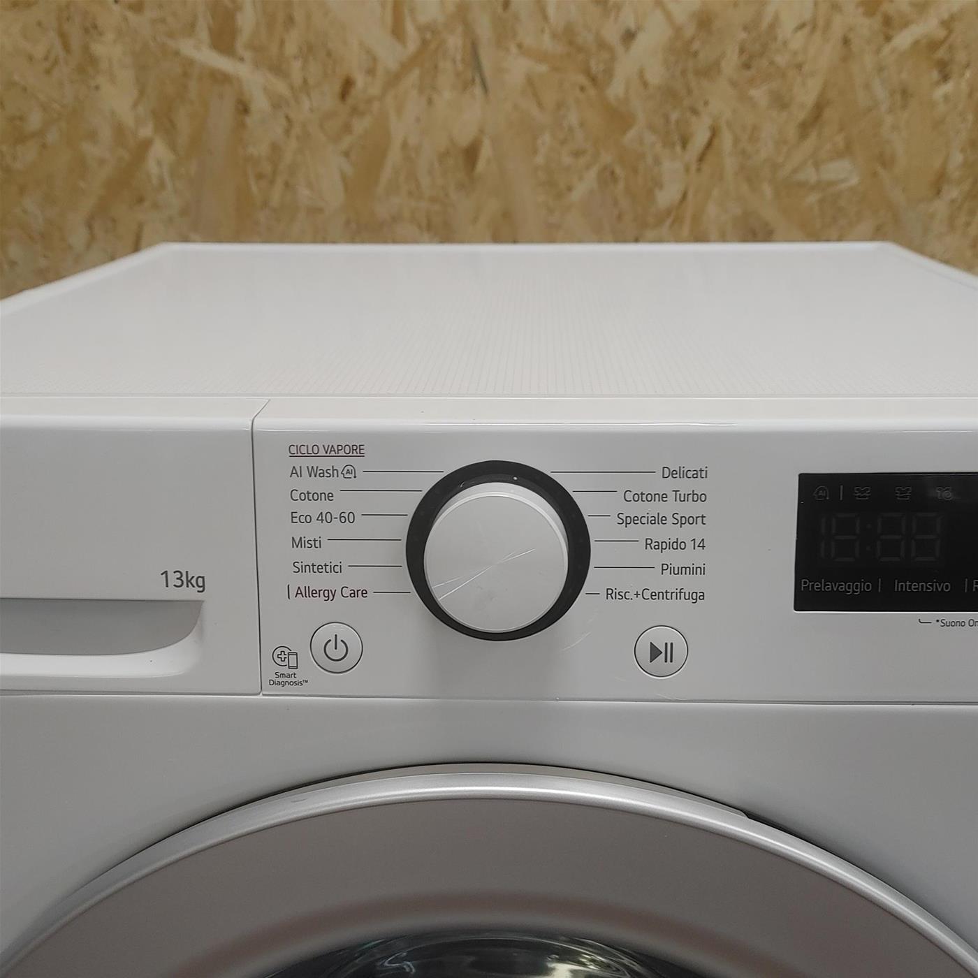 Lavatrice LG F4R3013NSWB Carica frontale 13 kg 1400 giri Bianco