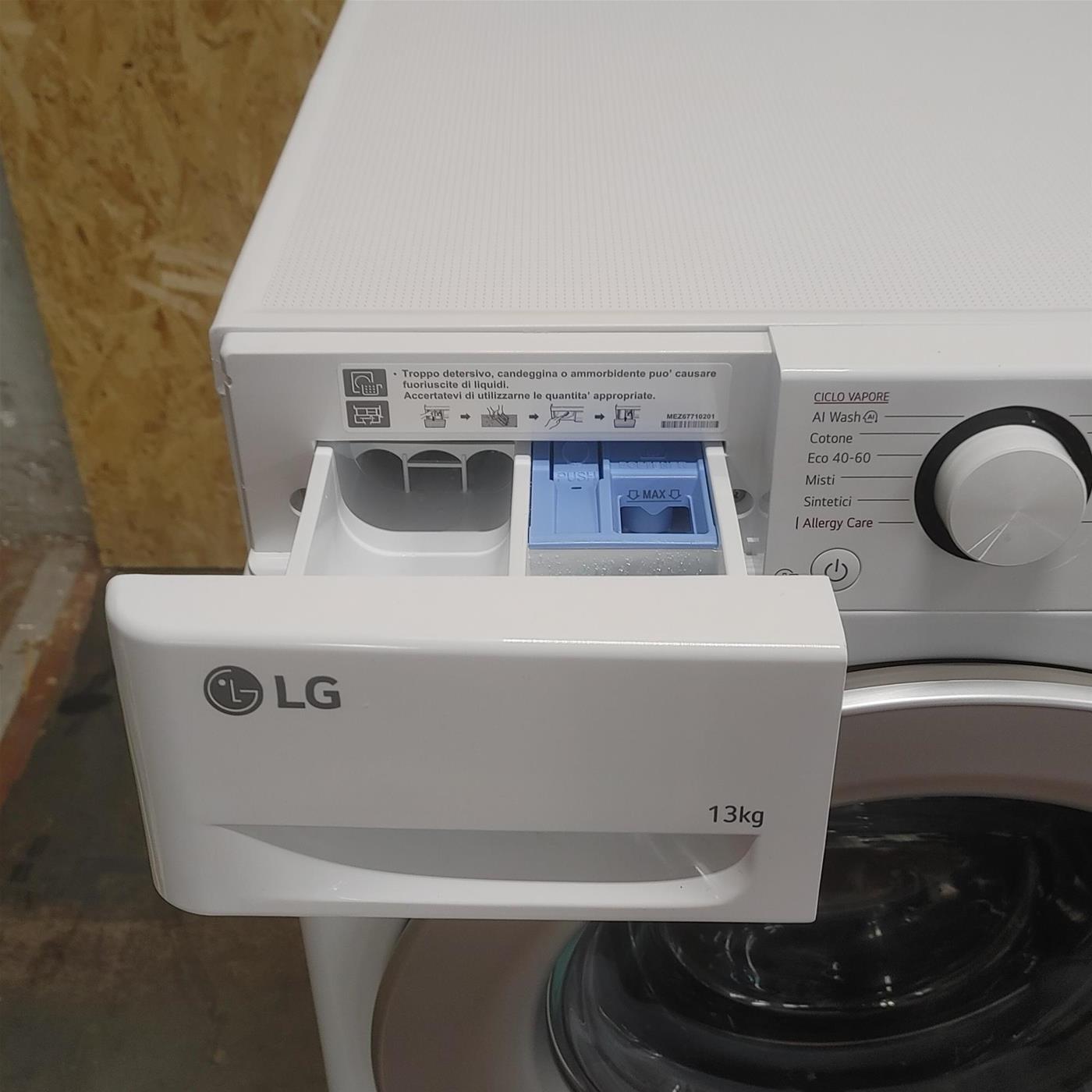 Lavatrice LG F4R3013NSWB Carica frontale 13 kg 1400 giri Bianco