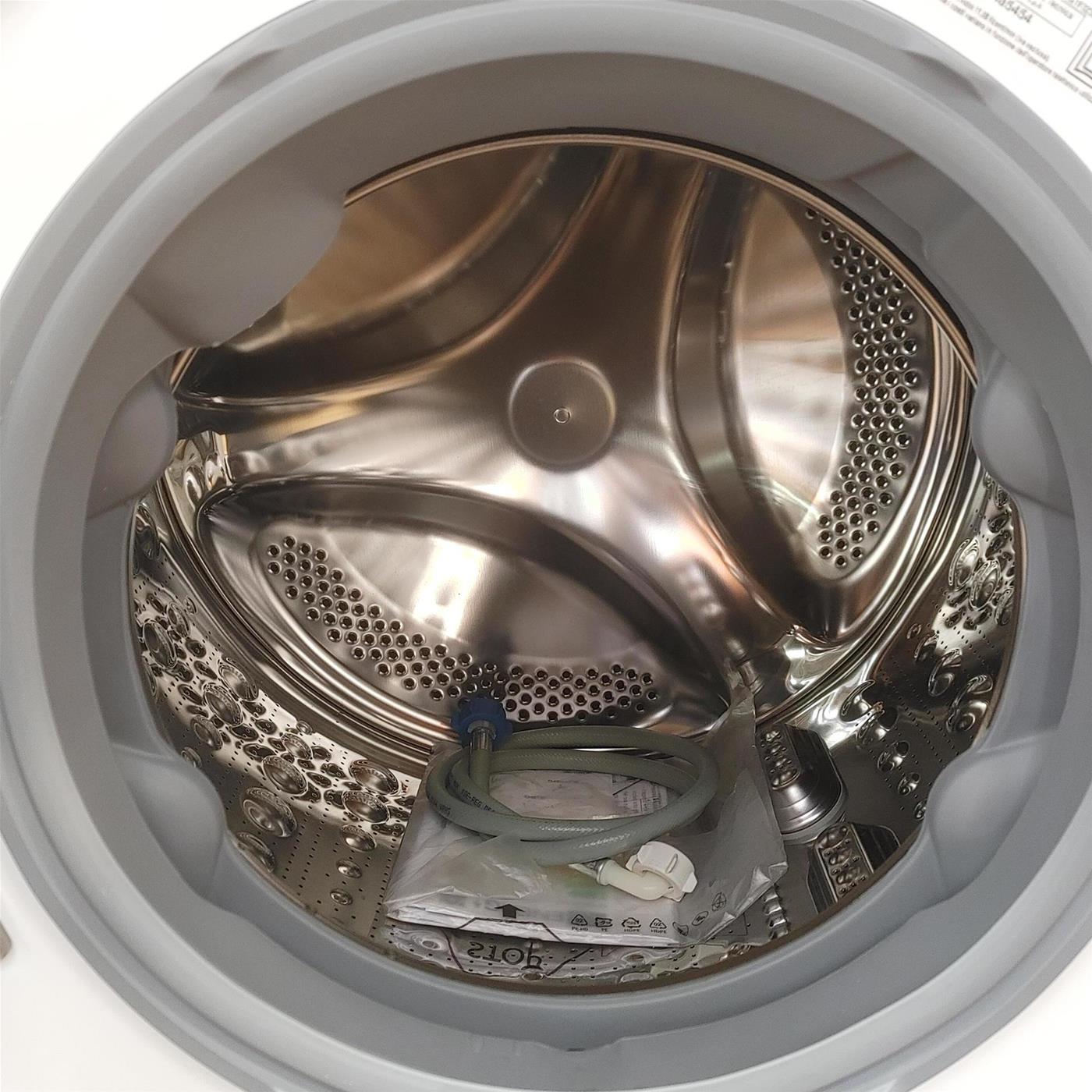 Lavatrice LG F4R3013NSWB Carica frontale 13 kg 1400 Giri/min Bianco