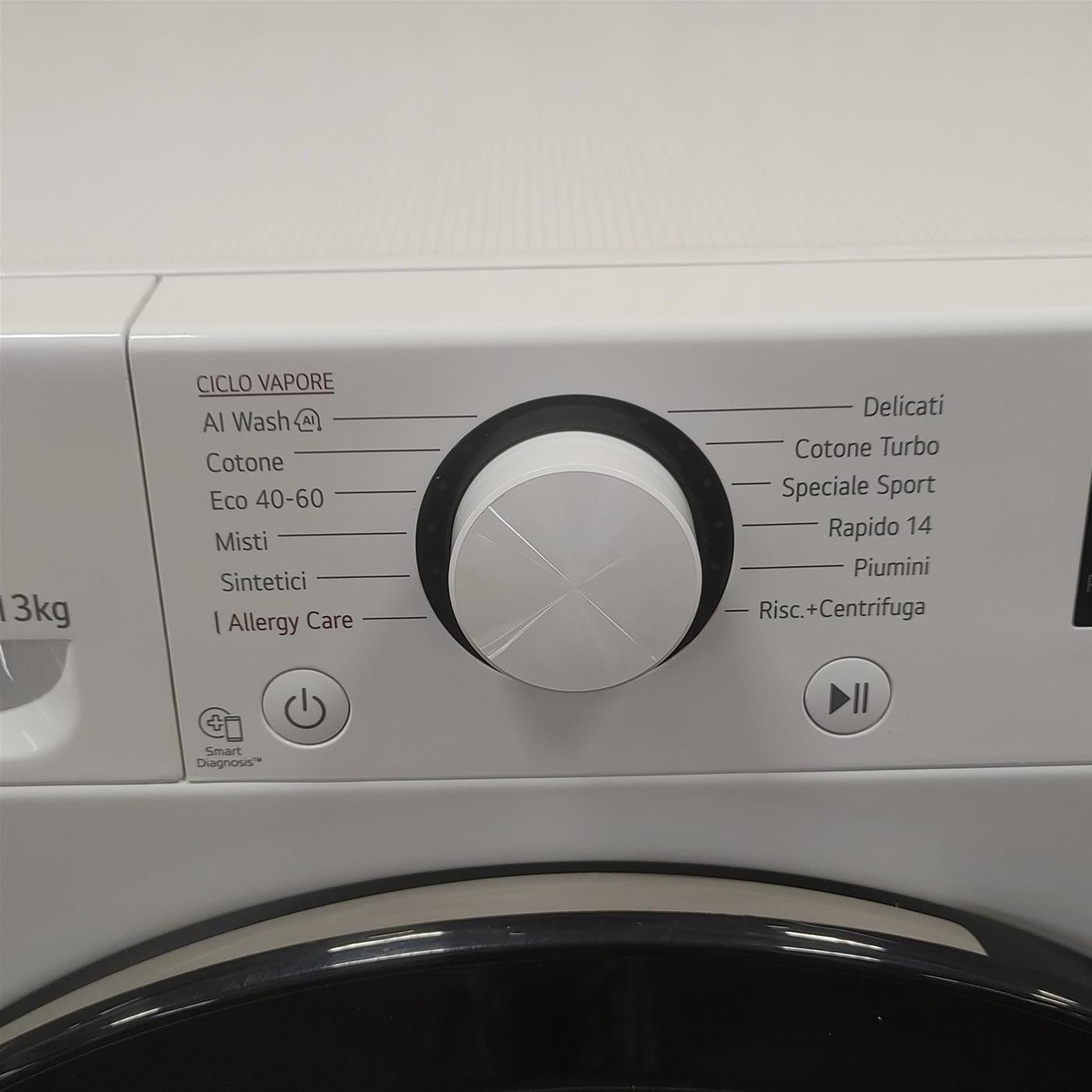 Lavatrice LG F4R3013NSWB Carica frontale 13 kg 1400 giri Bianco