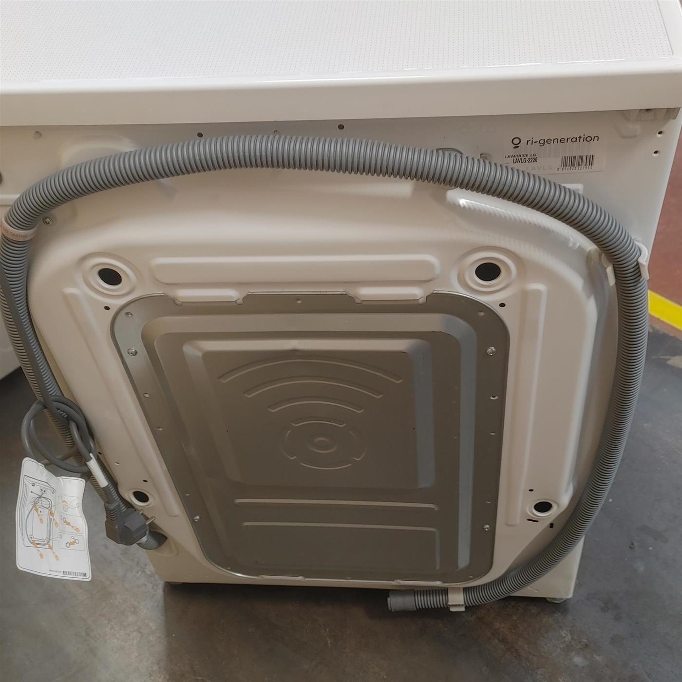 Lavatrice LG F4R5011TSWW Carica frontale 11 kg 1400 Giri/min Bianco