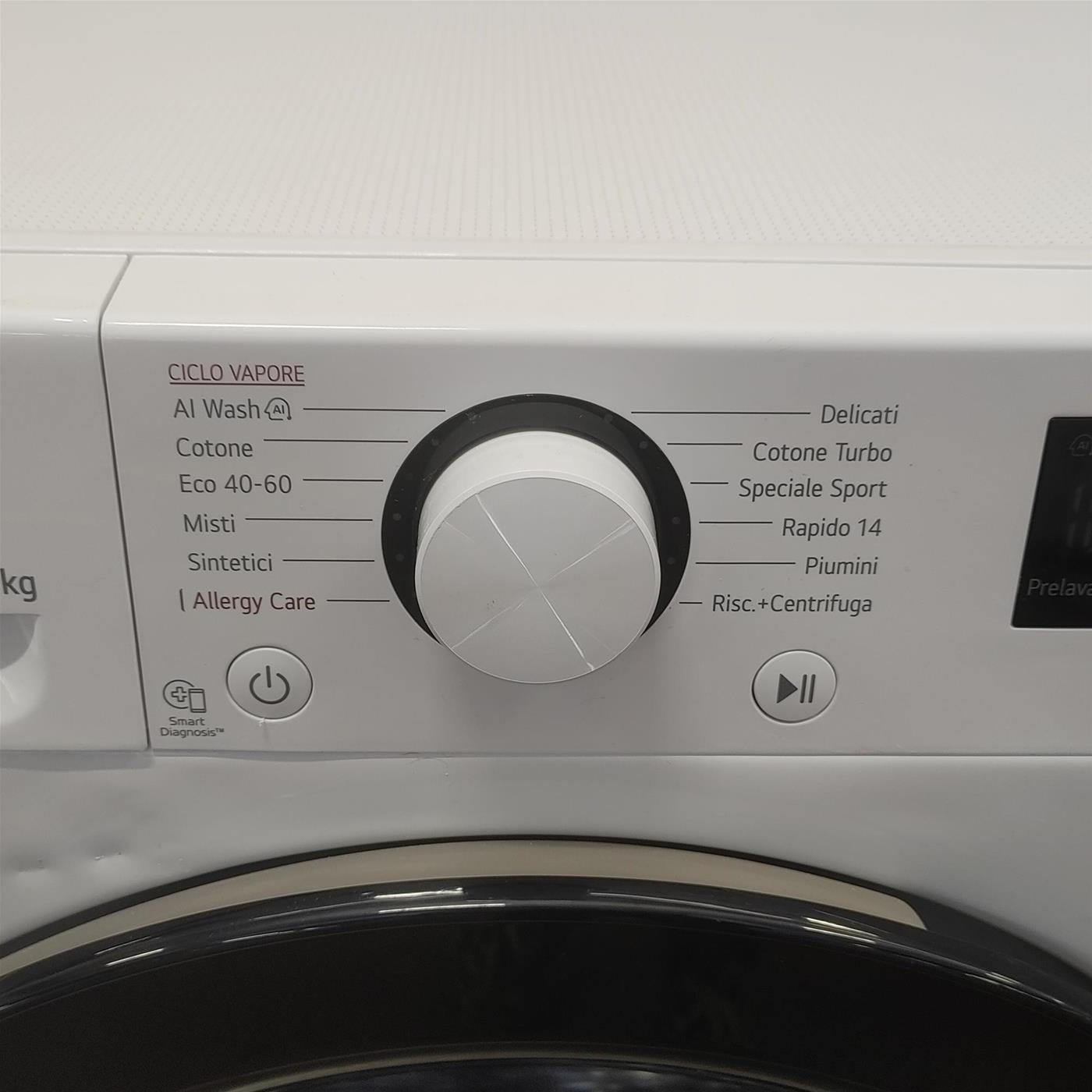LG AI DD F2R3S08NSWB Lavatrice Slim a Carica Frontale 8kg Serie R3, Lavatrice Classe A, 1200 giri