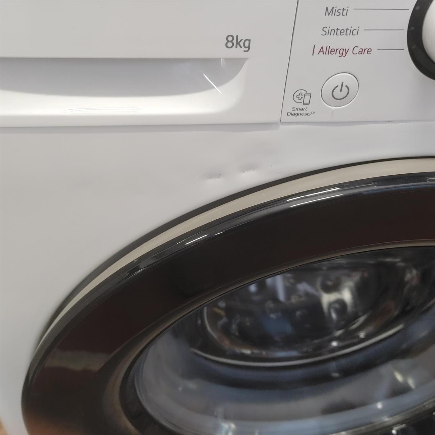 LG AI DD F2R3S08NSWB Lavatrice Slim a Carica Frontale 8kg Serie R3, Lavatrice Classe A, 1200 giri