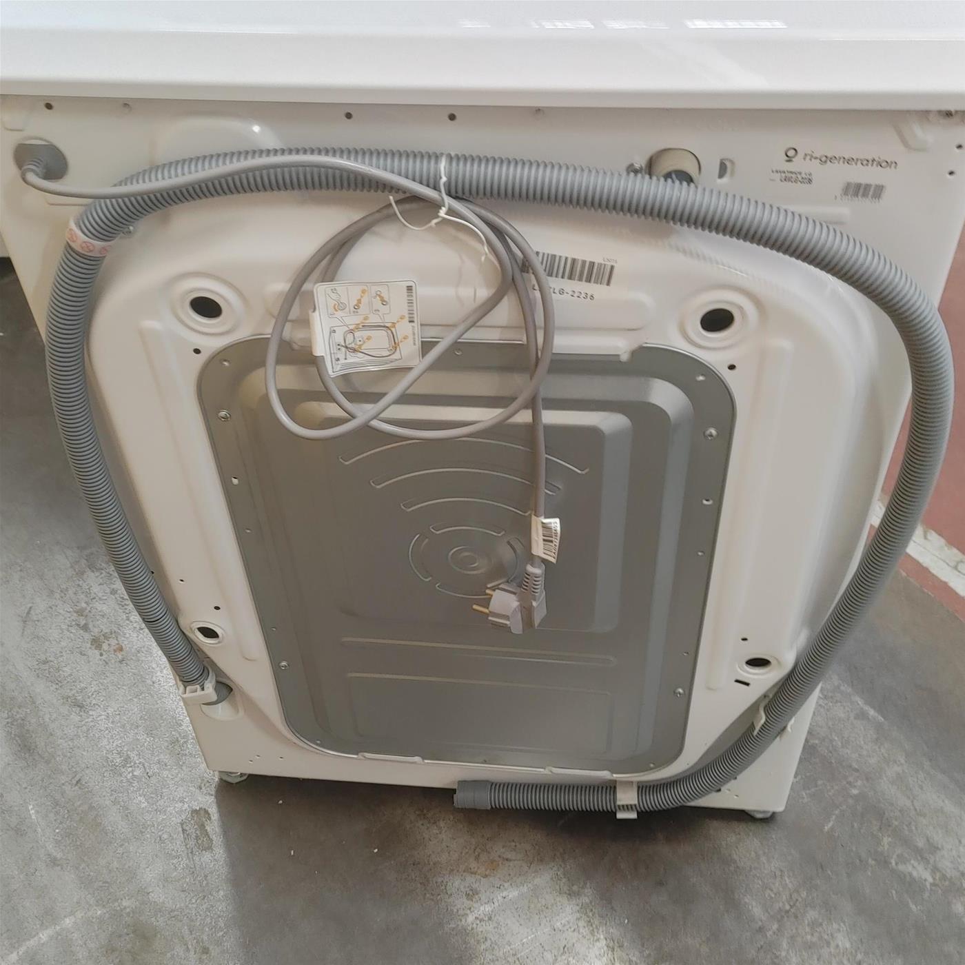 LG AI DD F2R3S08NSWB Lavatrice Slim a Carica Frontale 8kg Serie R3, Lavatrice Classe A, 1200 giri