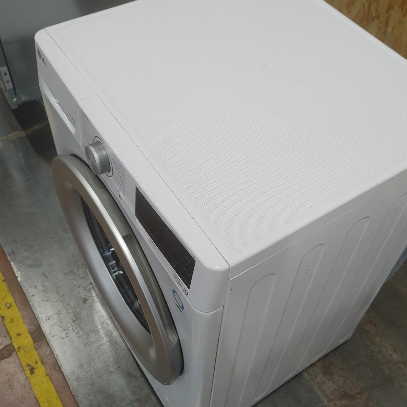 Lavatrice Intelligente LG F4WV310S4E AIDD Vapore 10,5 Kg