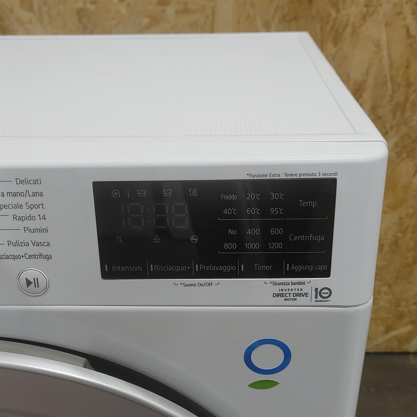 LG F2WV3S7S4E Lavatrice Slim AI DDTM SteamTM 7kg Classe energetica D