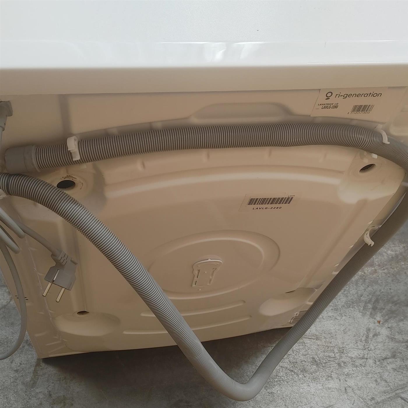 Lavatrice LG F4WM309SAE Carica frontale 9 kg 1400 Giri/min Bianco