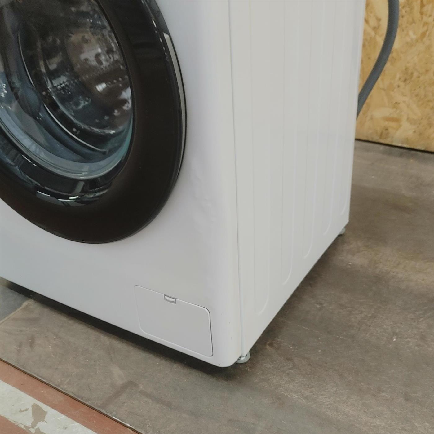 Lavatrice LG F4R3009NSWB Carica frontale 9 kg 1400 Giri/min Bianco