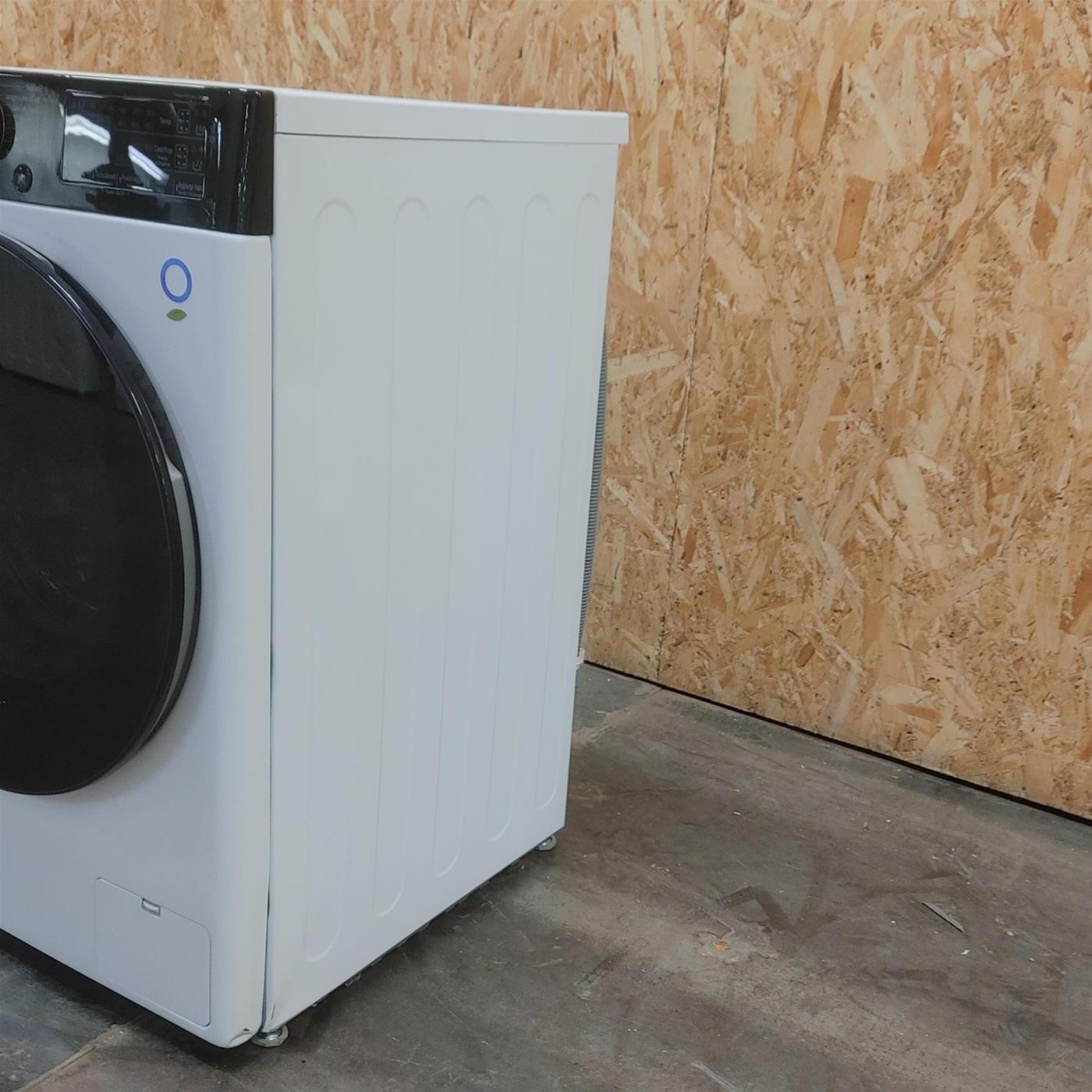 Lavatrice LG F4R7509TSWB Carica frontale 9 kg 1400 Giri/min Bianco