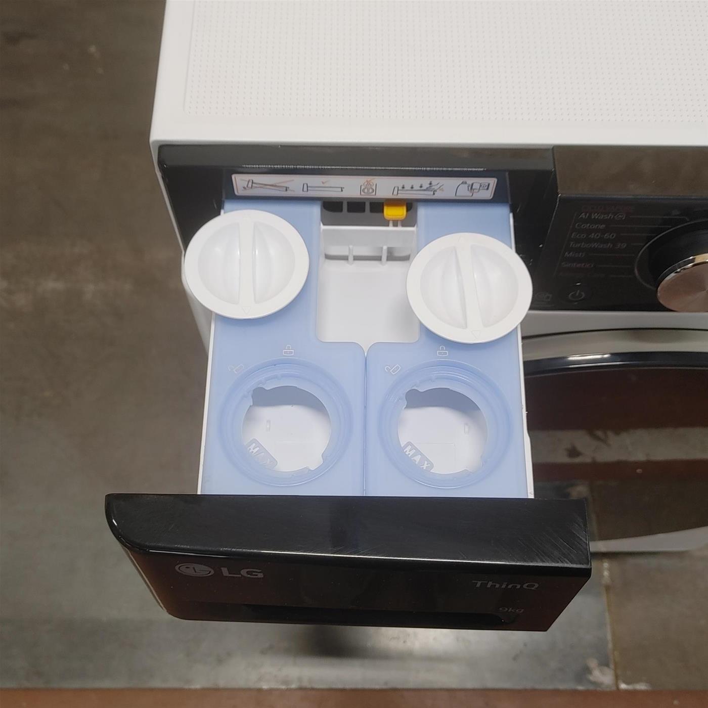 Lavatrice LG F4R7509TSWB Carica frontale 9 kg 1400 Giri/min Bianco