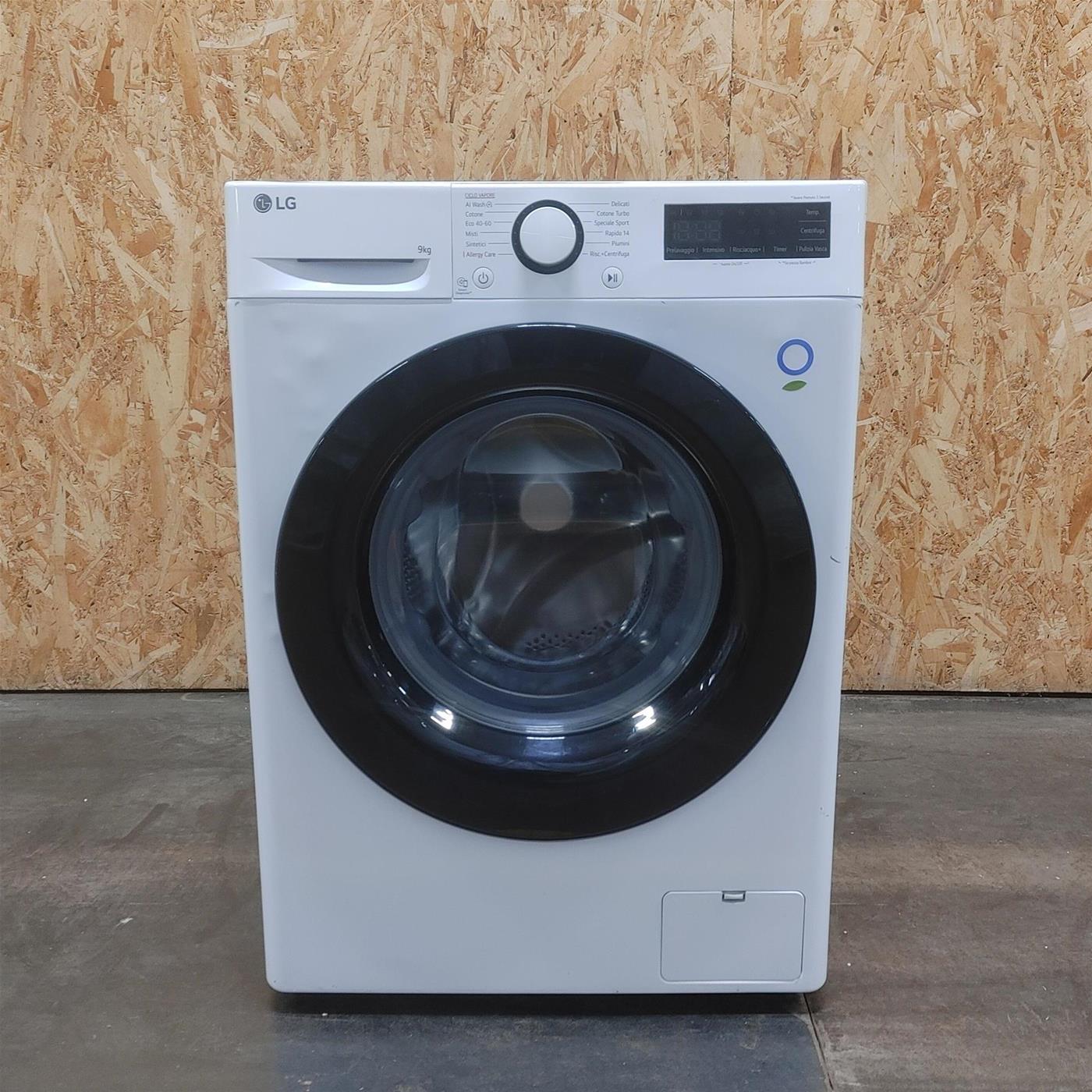 Lavatrice intelligente LG F2R3S09NSWB Classe A 9 Kg