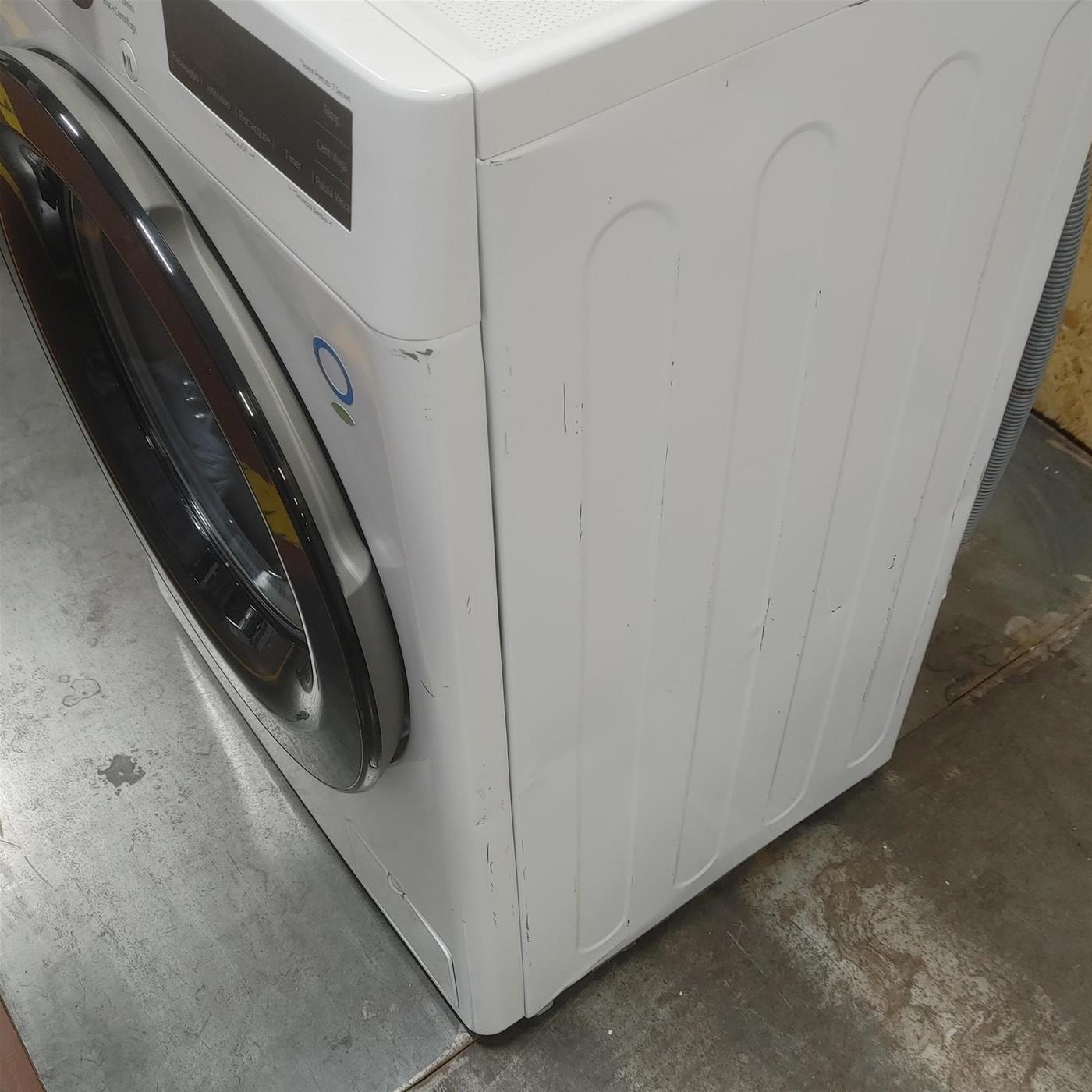 Lavatrice intelligente LG F2R3S09NSWB Classe A 9 Kg