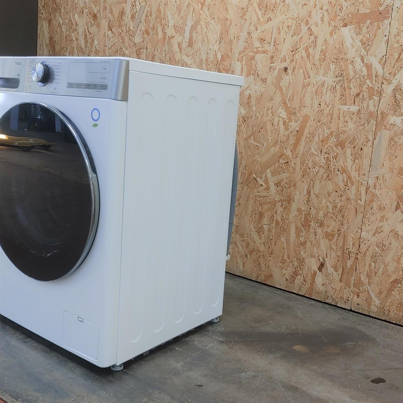 Lavatrice LG F4R9009TPWC Carica frontale 9 kg 1400 Giri/min Bianco