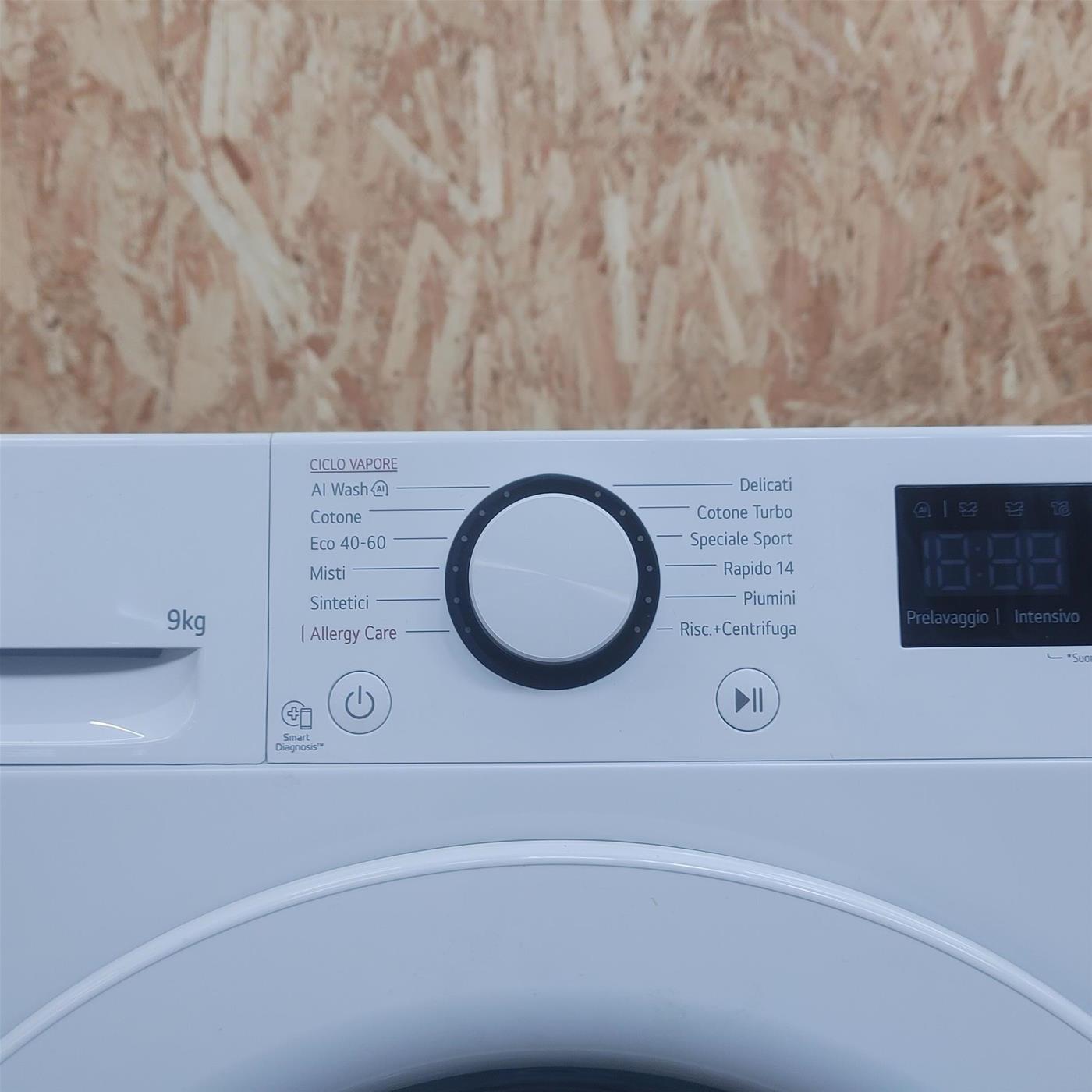 Lavatrice LG F4R3009NSWW Carica frontale 9 kg 1400 Giri/min Bianco