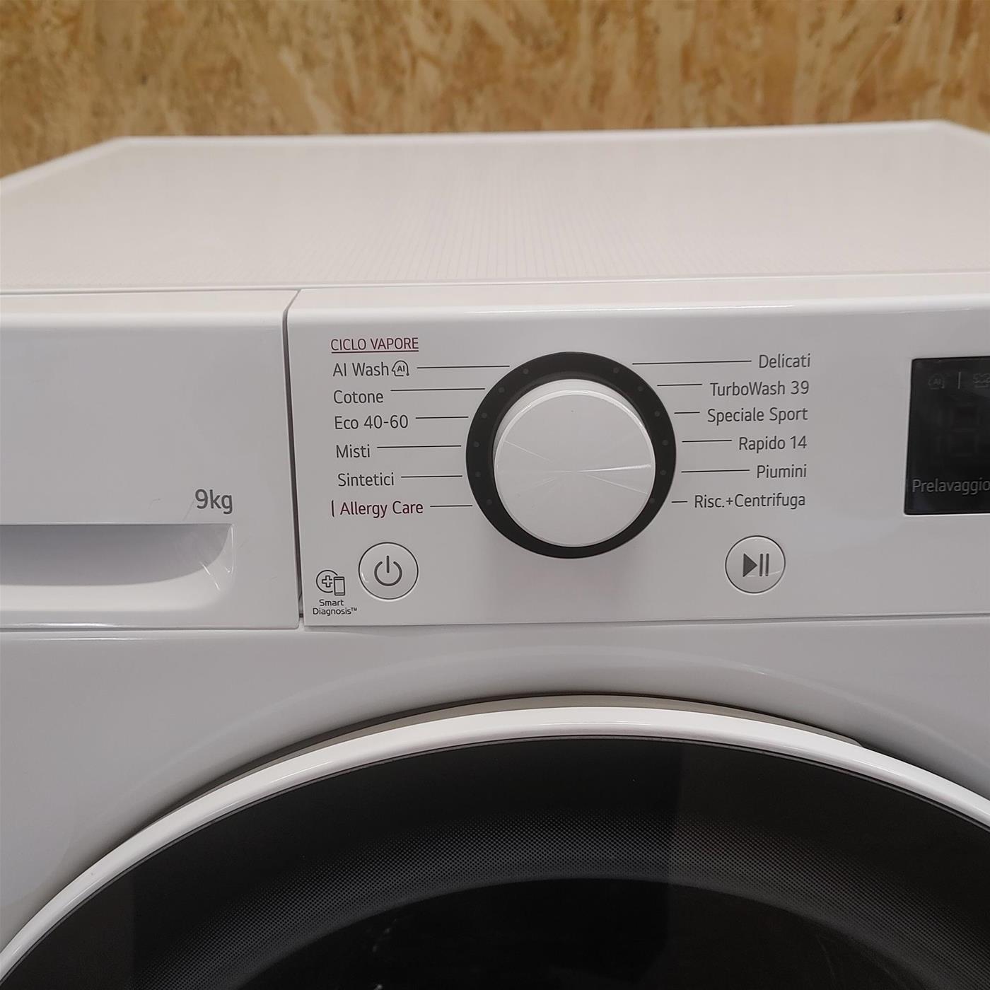 Lavatrice intelligente LG F4R3009NSWB AI Wash 9 Kg