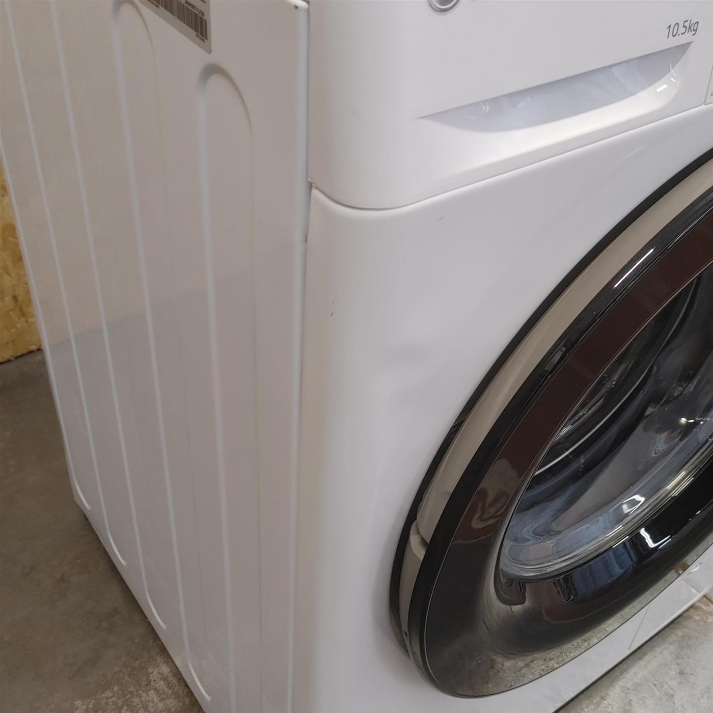 Lavatrice LG F4WV510S1E Caricamento frontale 10,5 kg 1400 Giri/min Bianco