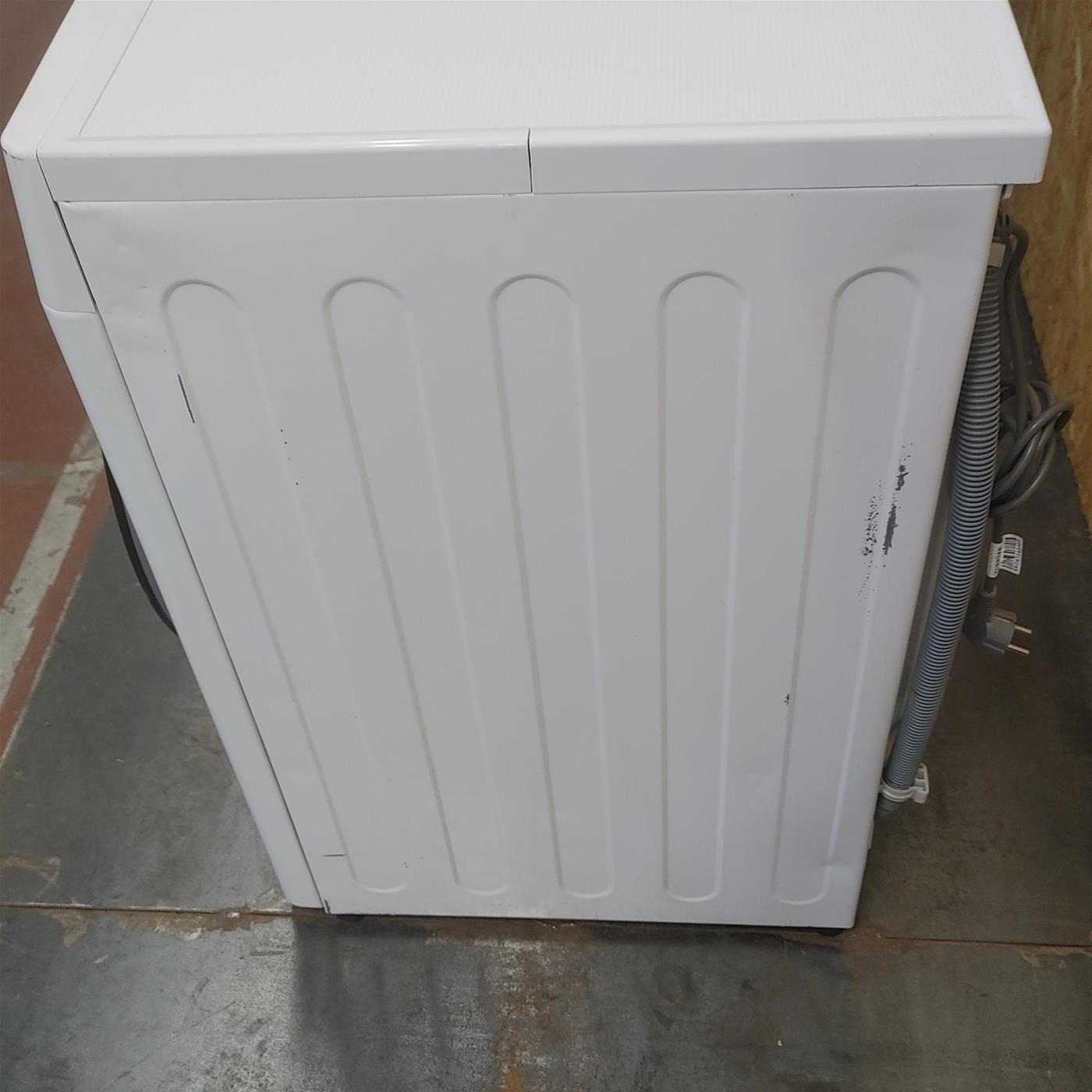 Lavatrice LG F4WV510S1E Caricamento frontale 10,5 kg 1400 Giri/min Bianco