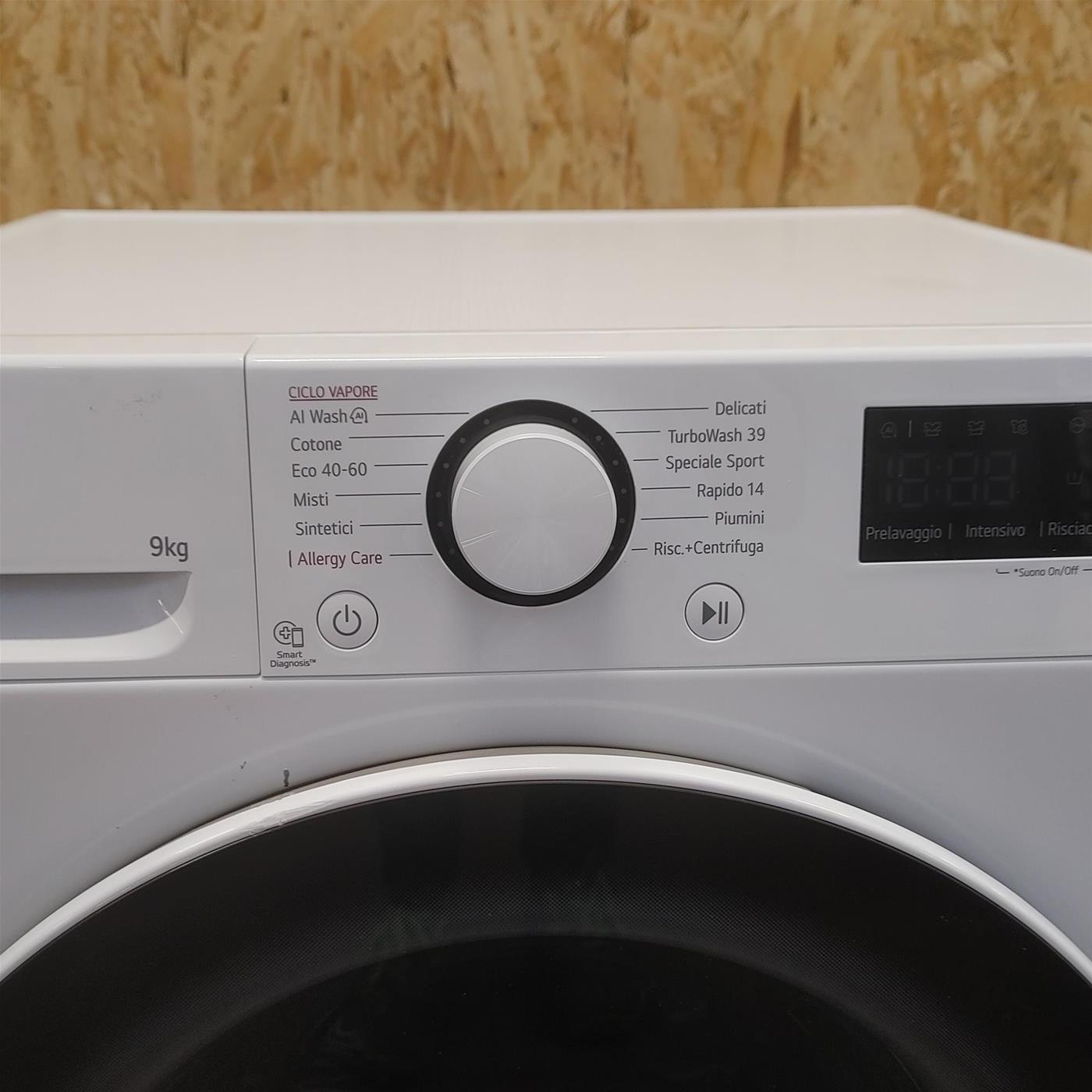 Lavatrice LG F4R5009TSWW Carica frontale 9 kg 1400 Giri/min Bianco