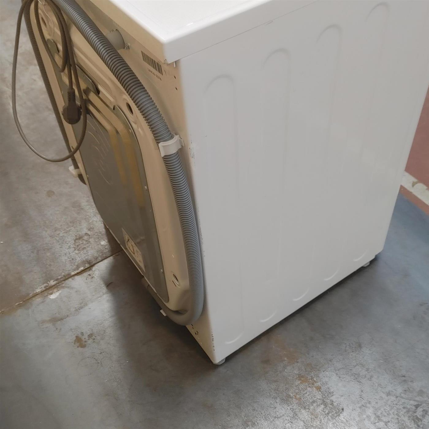 Lavatrice LG F4R5009TSWW Carica frontale 9 kg 1400 Giri/min Bianco