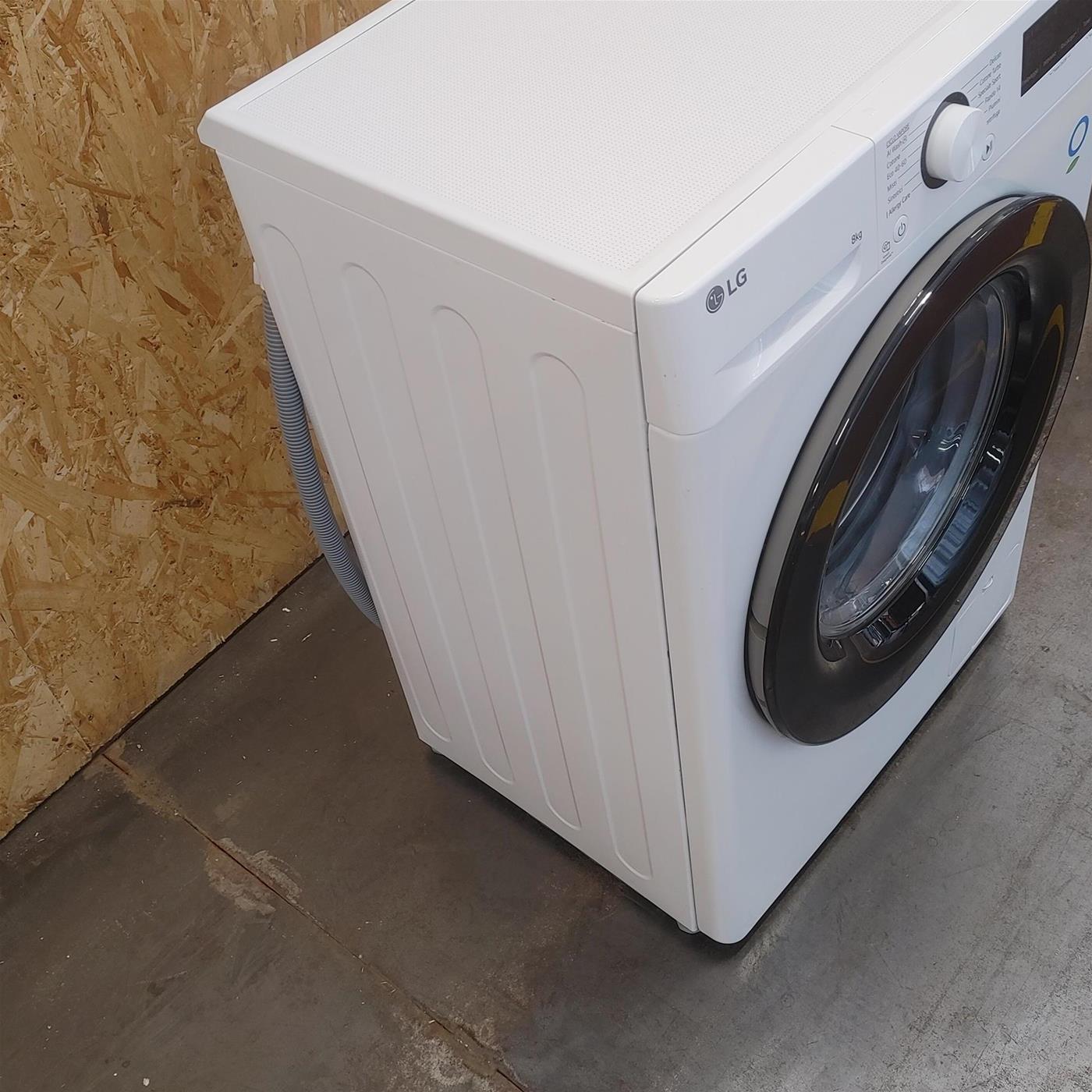 Lavatrice LG F2R3S08NSWW 8kg AI DD