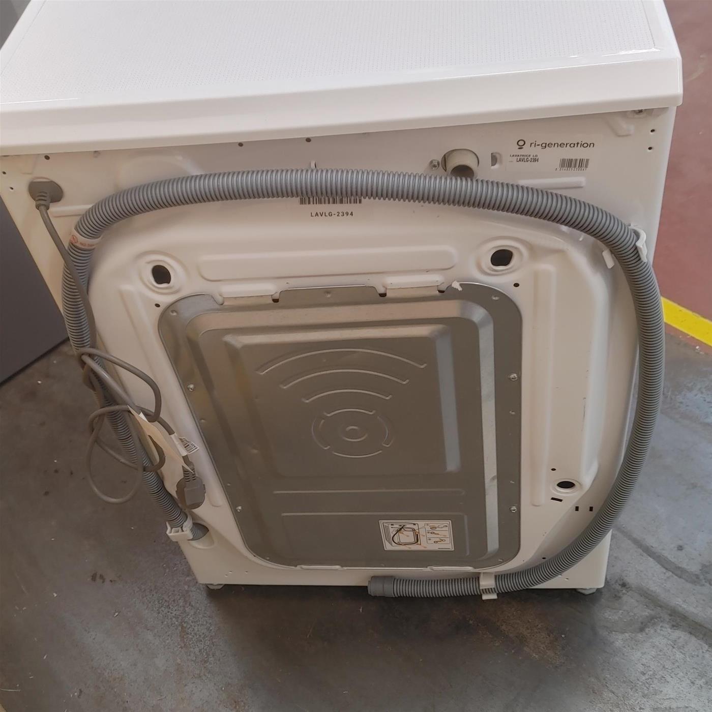 Lavatrice LG F2R3S08NSWW 8kg AI DD