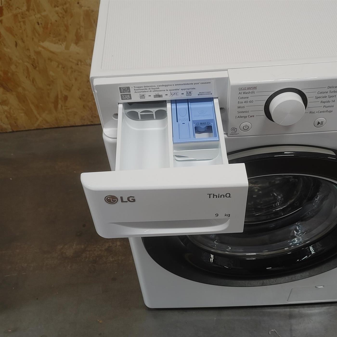 Lavatrice LG F2R3S09NSWB AI DD, Vapore, AI Wash, 9 Kg