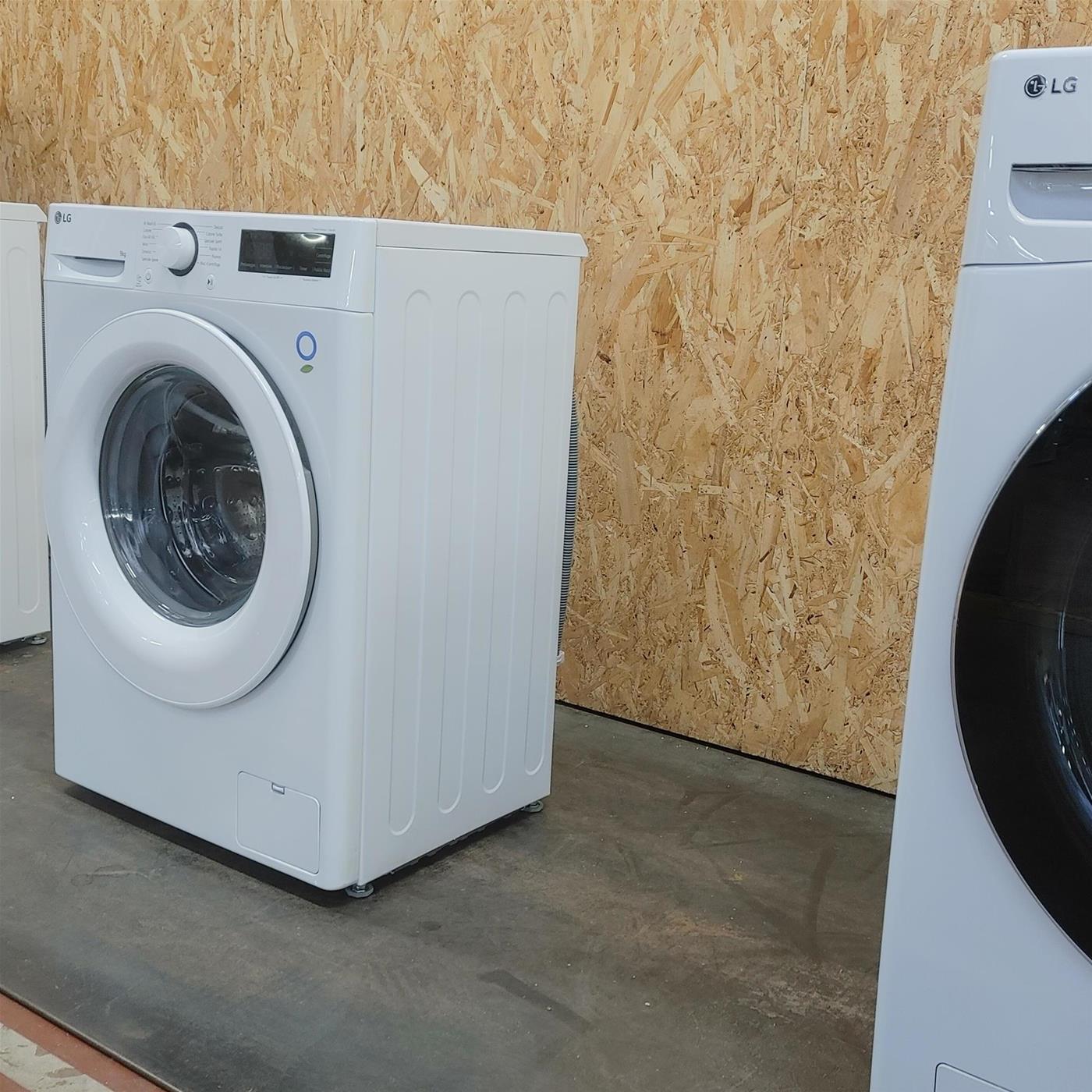 Lavatrice LG F2R3S09AIDD Carica frontale 9 kg 1200 giri Bianco