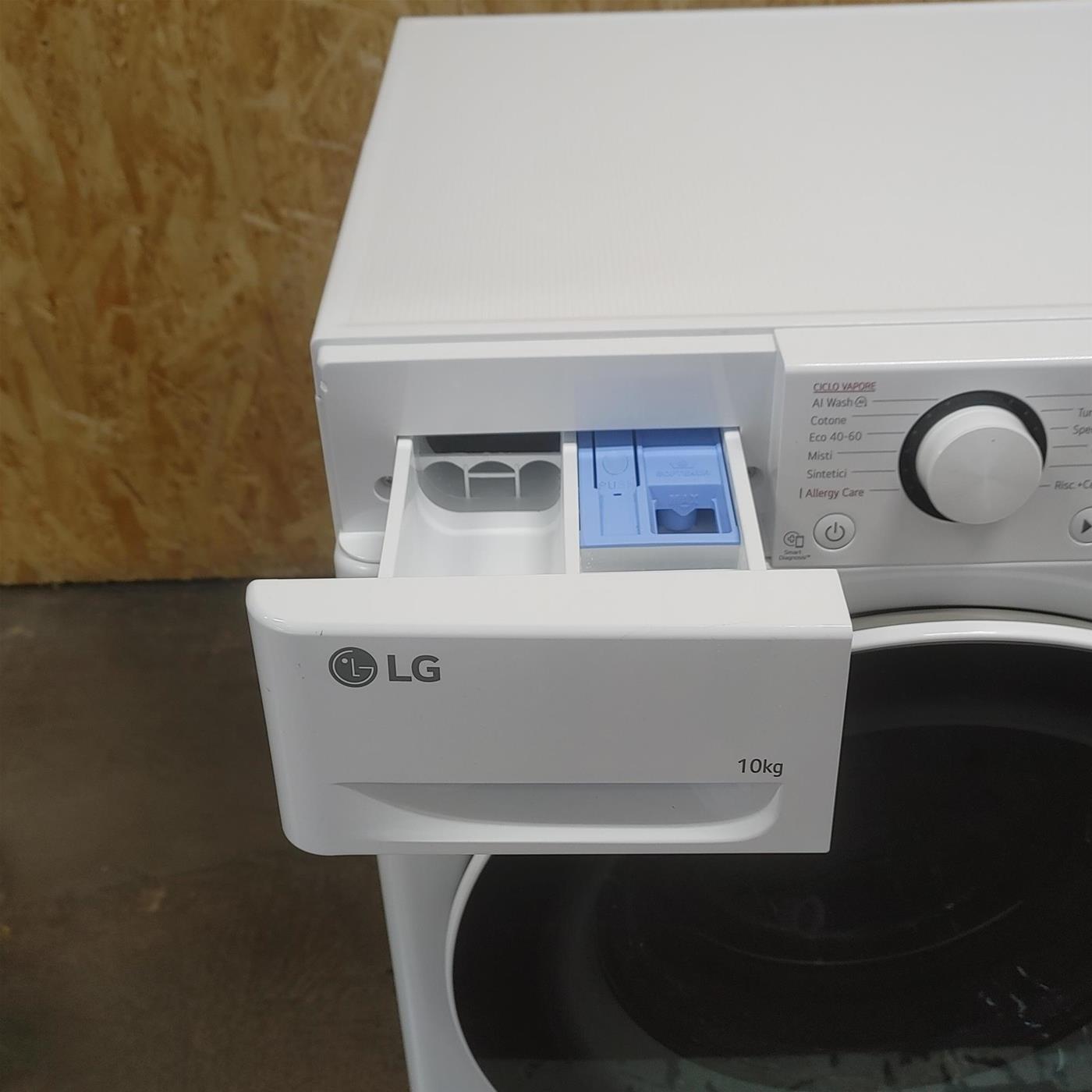 Lavatrice LG F4R5010TSWW Carica frontale 10 kg 1400 Giri/min Bianco