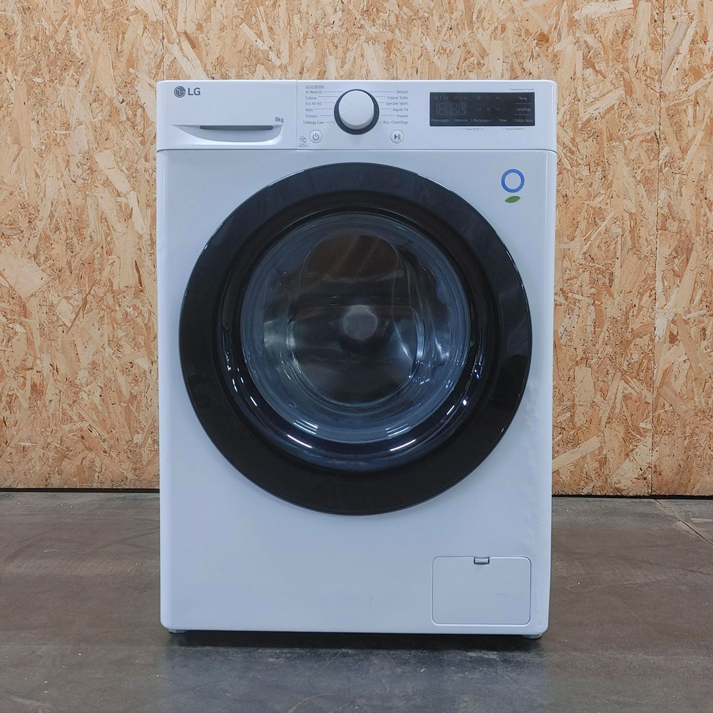 Lavatrice LG F2R3S08NSWB Carica frontale 8 kg 1200 giri Bianco