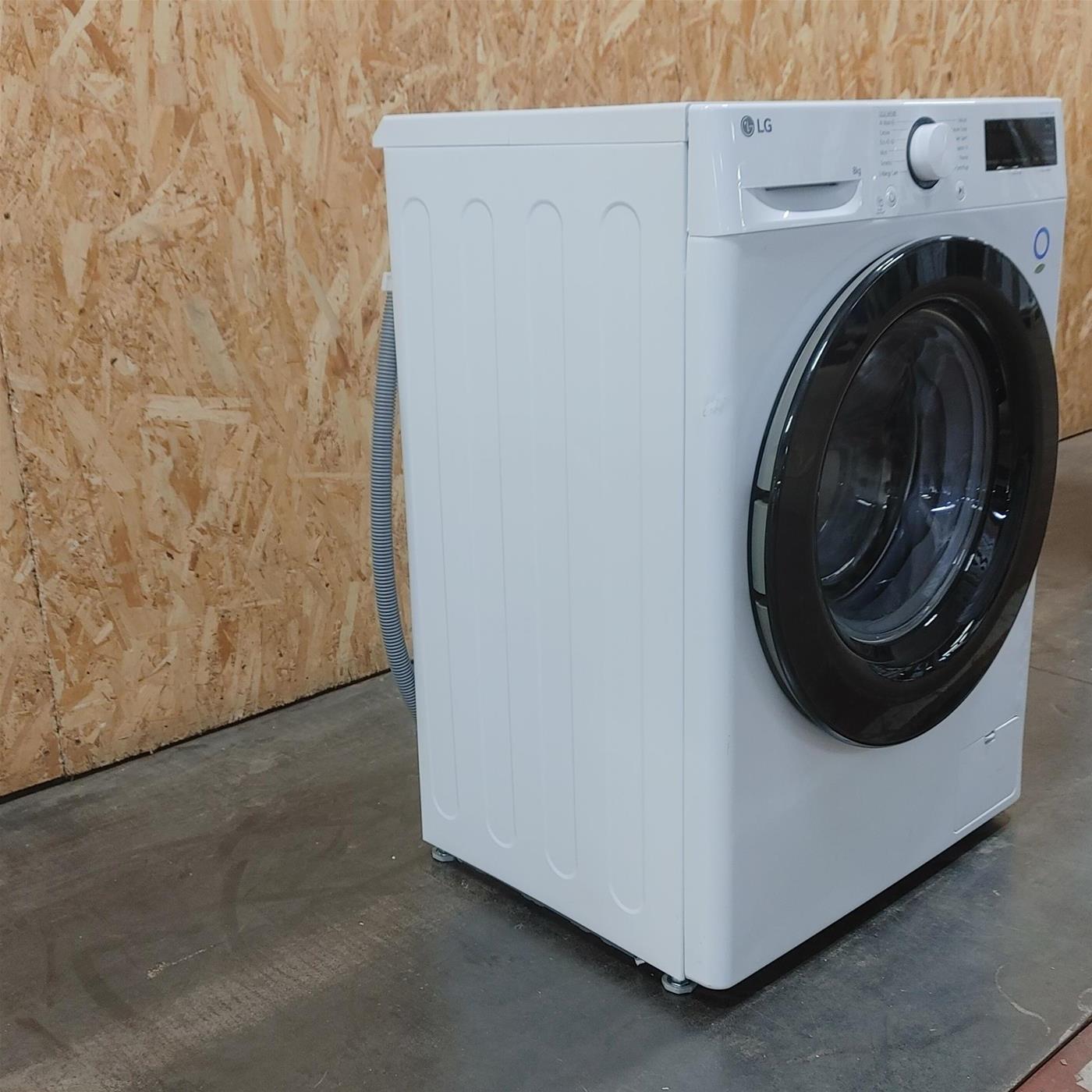 Lavatrice LG F2R3S08NSWB Carica frontale 8 kg 1200 giri Bianco