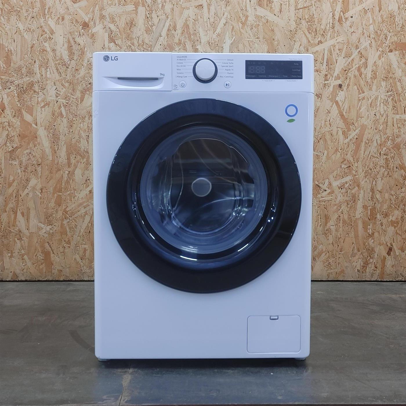 Lavatrice LG F2R3S09NSWB Carica frontale 9 kg 1200 giri Bianco