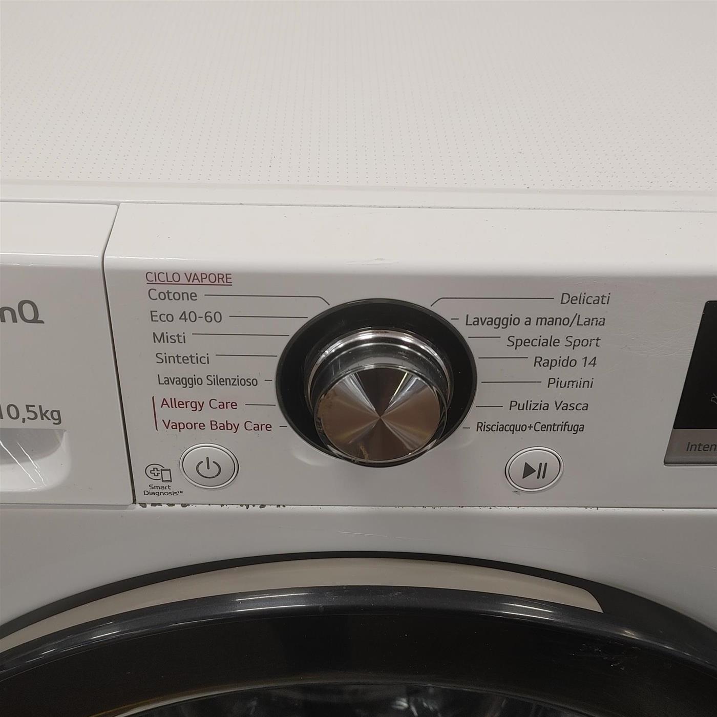 Lavatrice LG F4WV310SAE Caricamento frontale 10,5 kg 1400 Giri/min Bianco