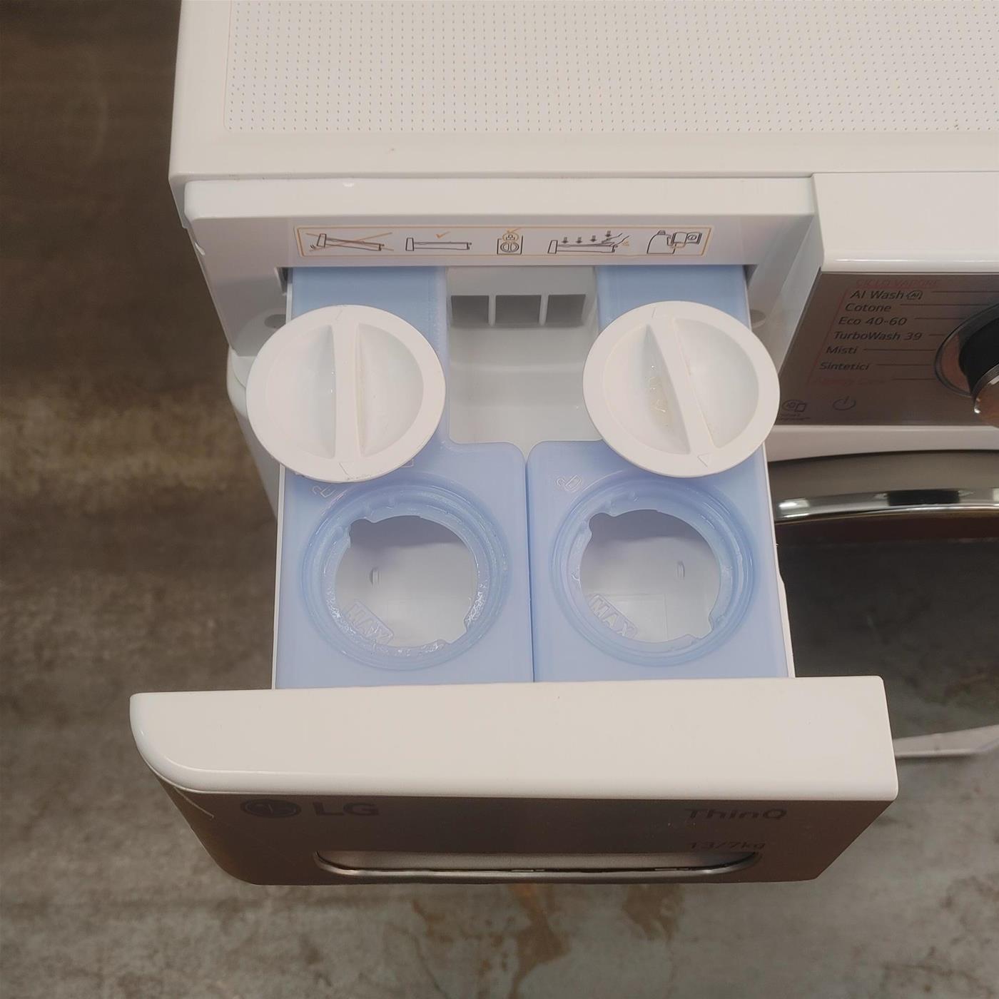 Lavasciuga intelligente LG D4R9513TPWC Libera installazione Carica frontale